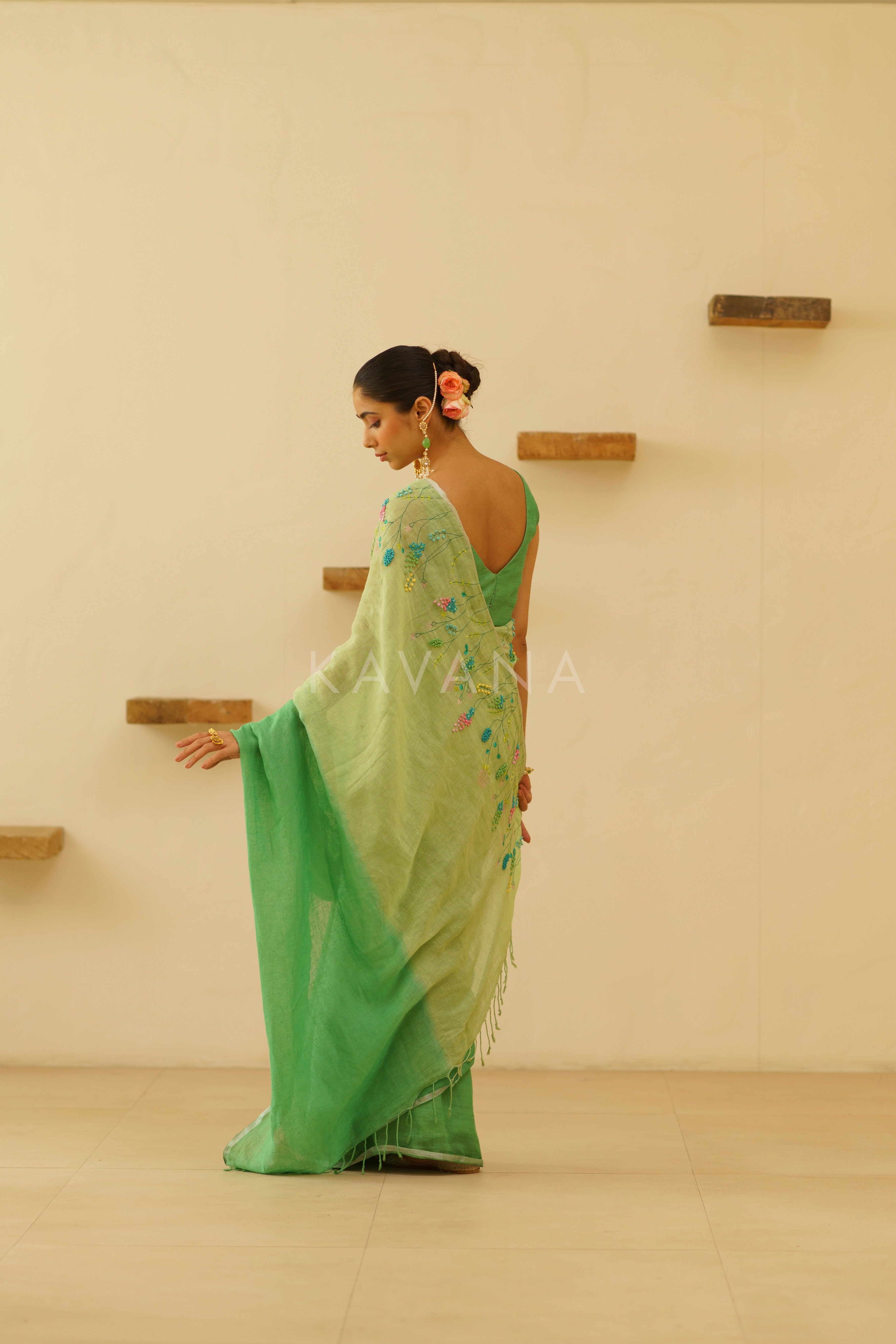 Dharini Linen Sari