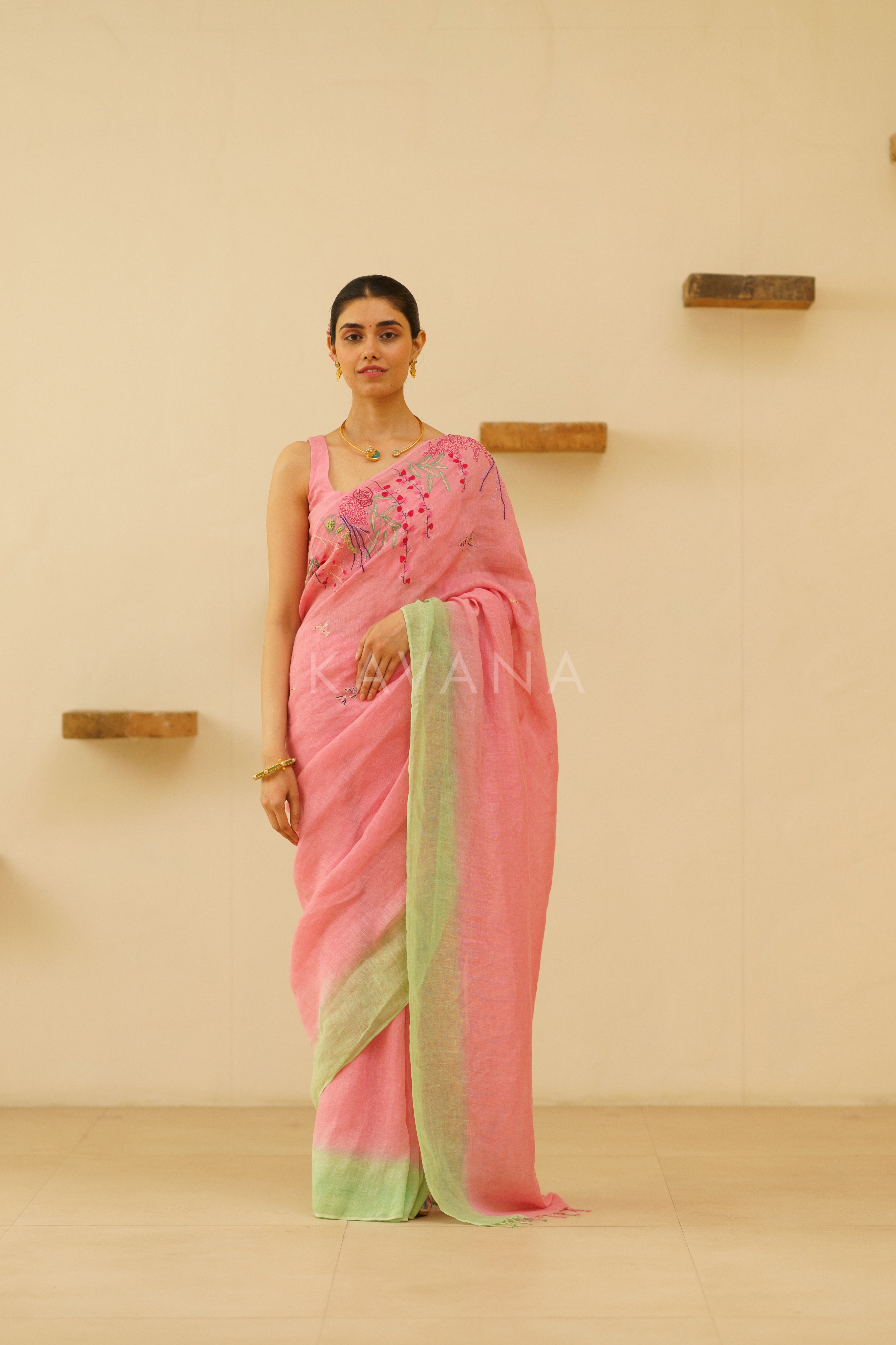 Nira Linen Sari