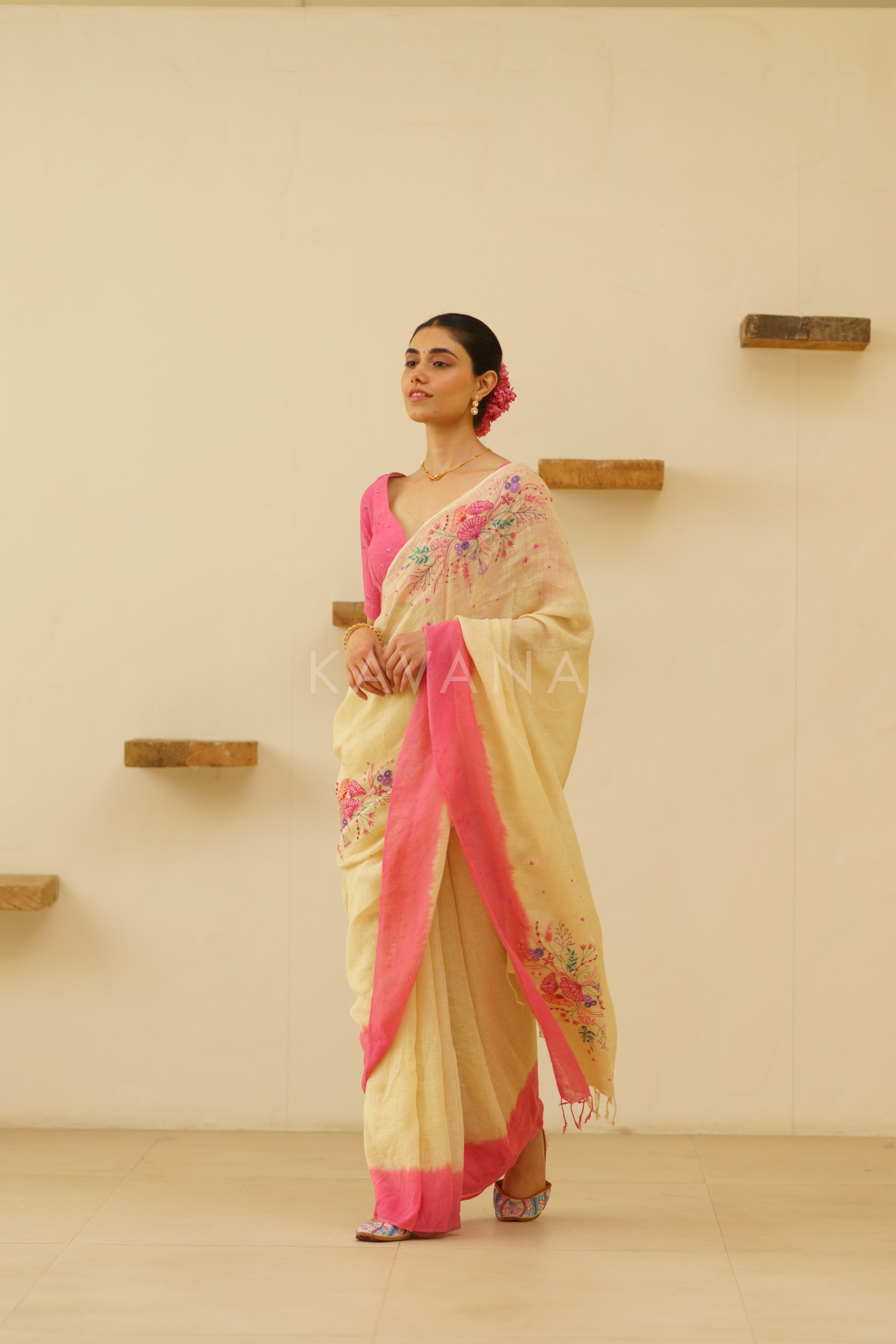 Tara Linen Sari