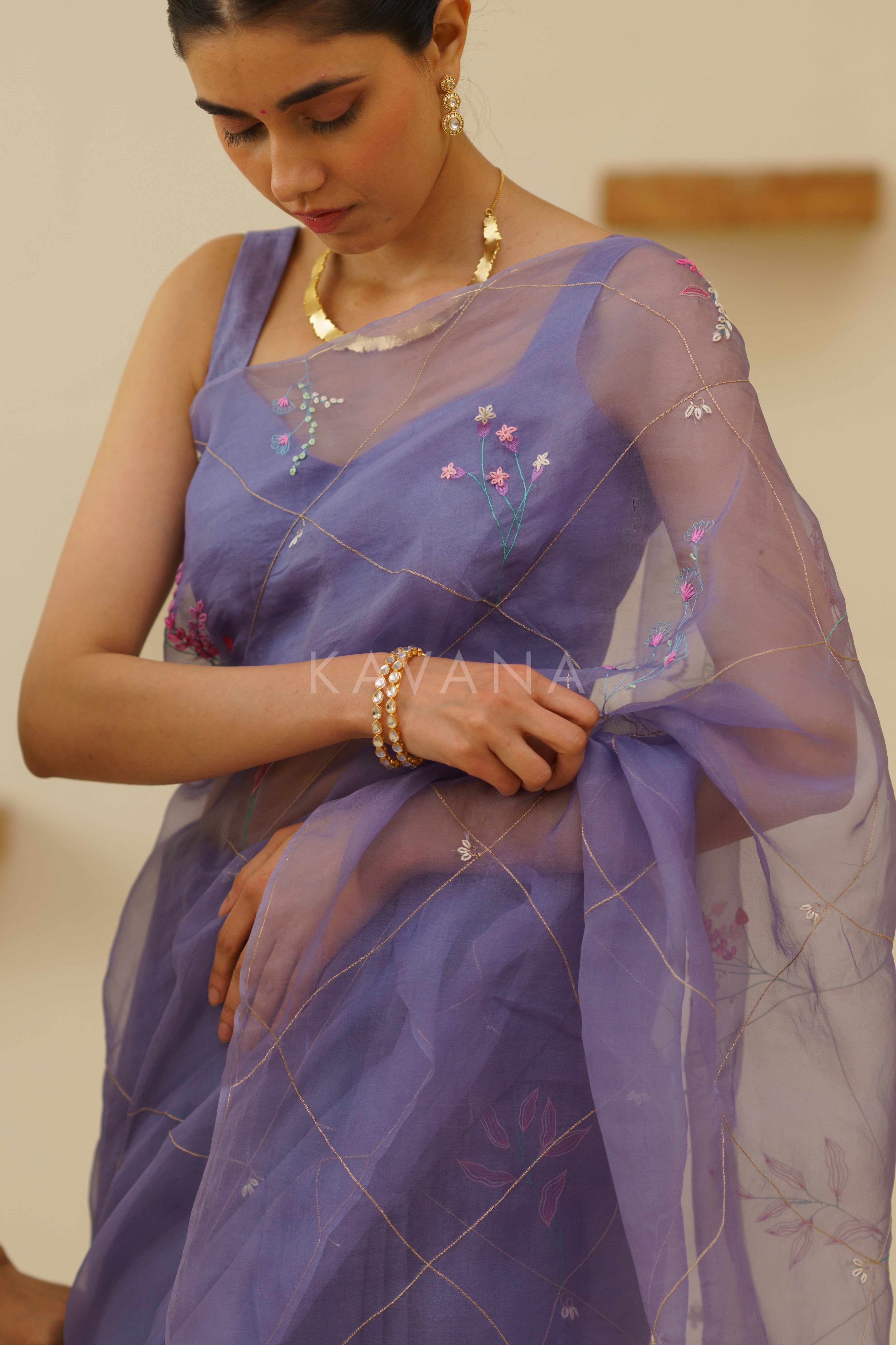 Naher Organza Linen Sari