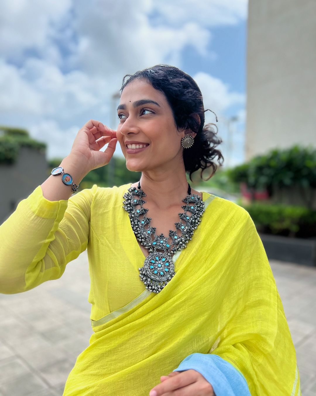 Sabz Linen Sari