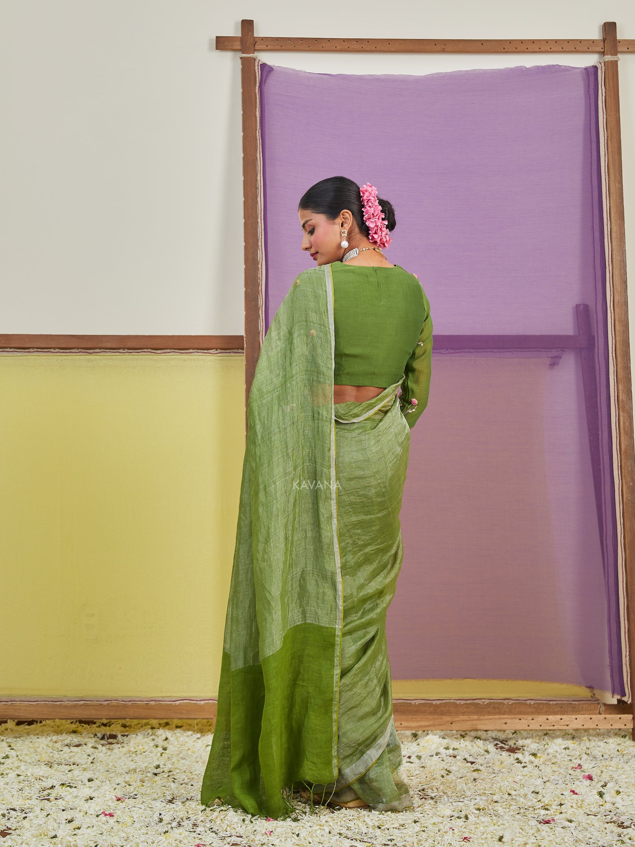 Fiddah Zari Linen Sari