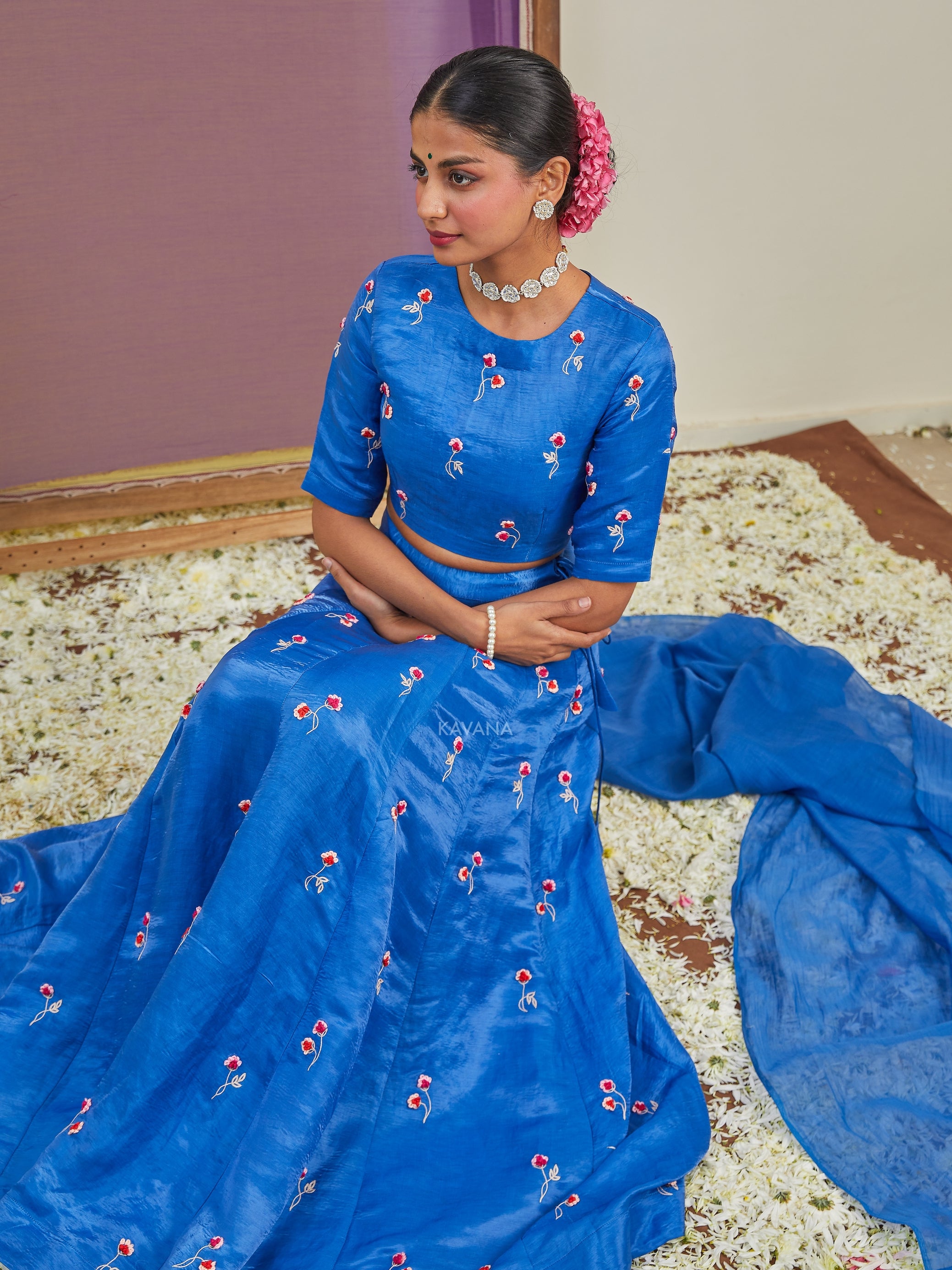 Amira Lehenga