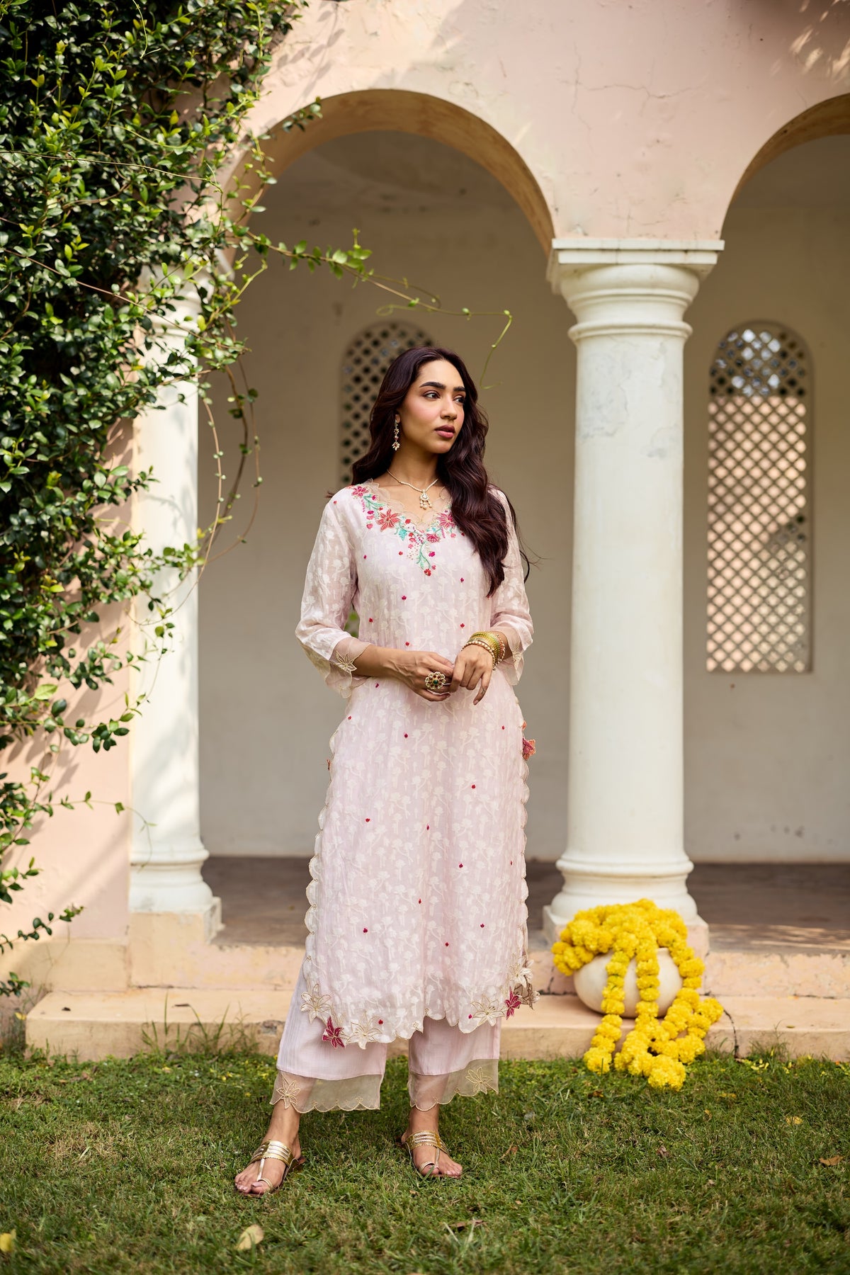 Hoorain Chanderi Kurta Set