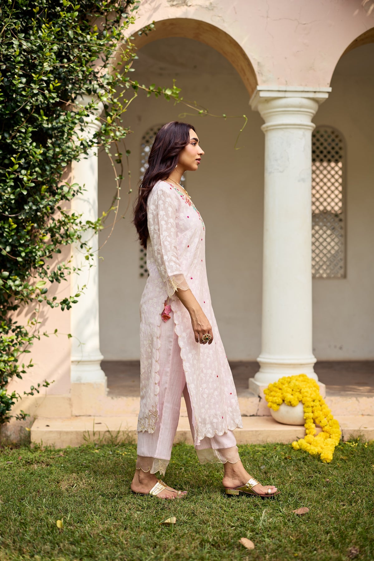 Hoorain Chanderi Kurta Set