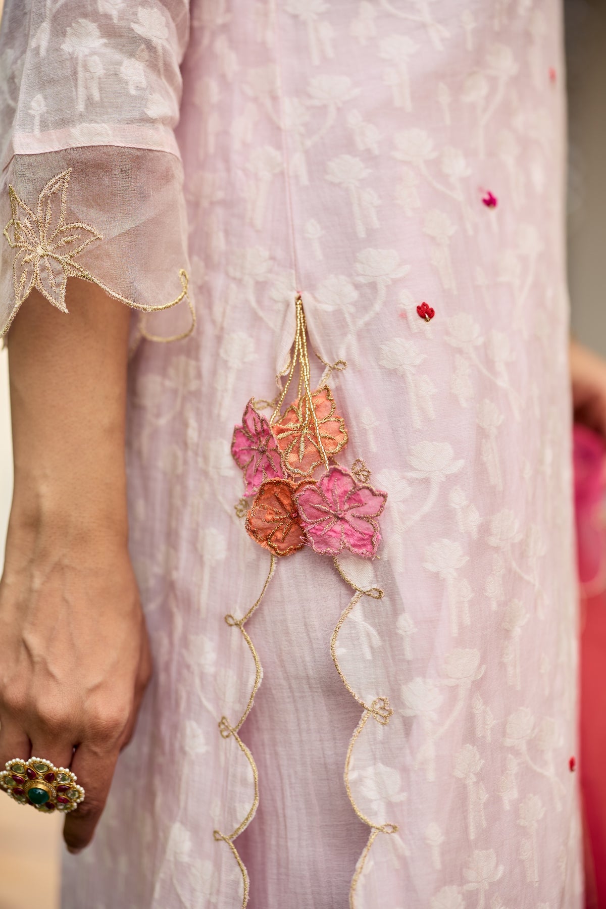 Hoorain Chanderi Kurta Set