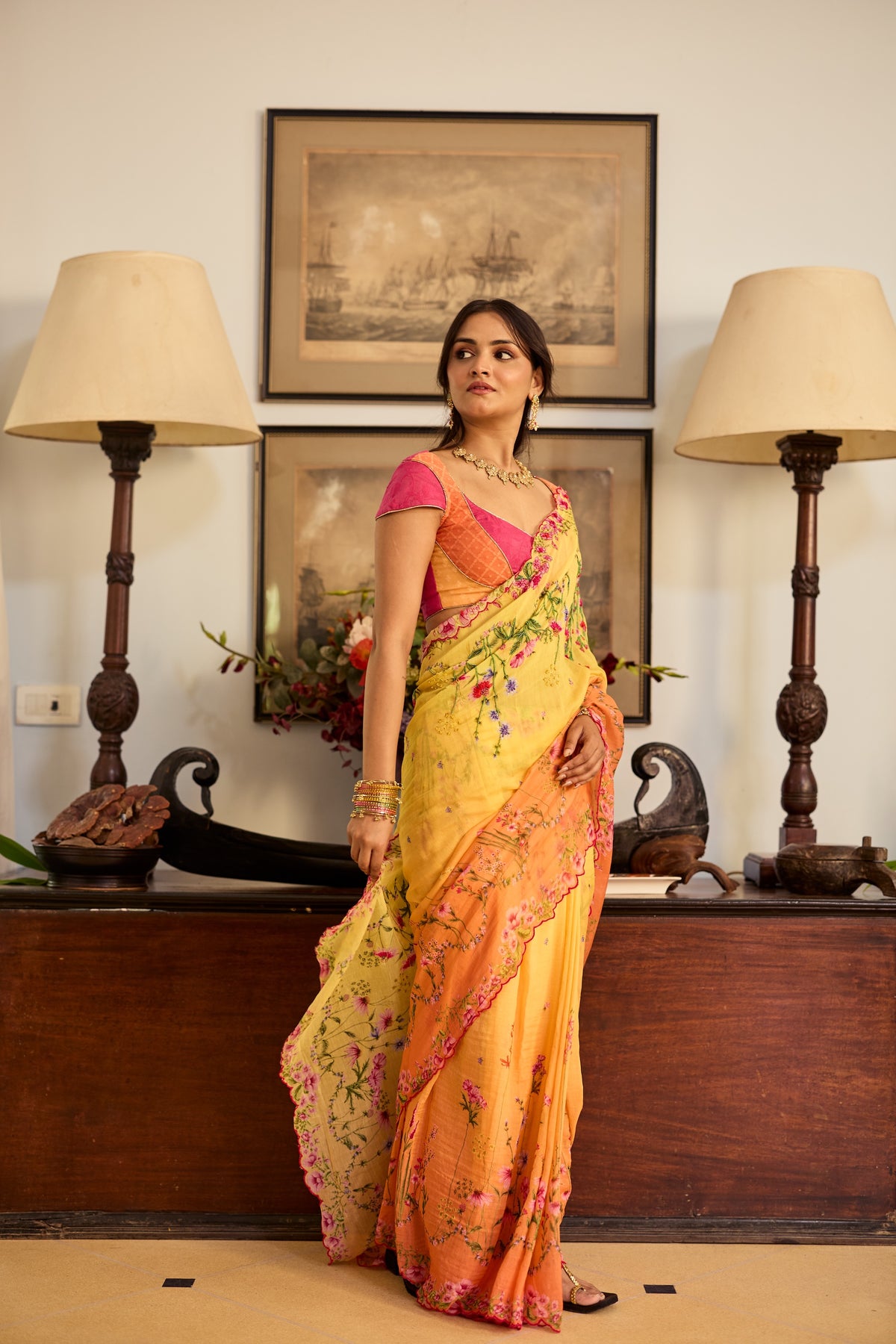 Zarin Chadneri Sari