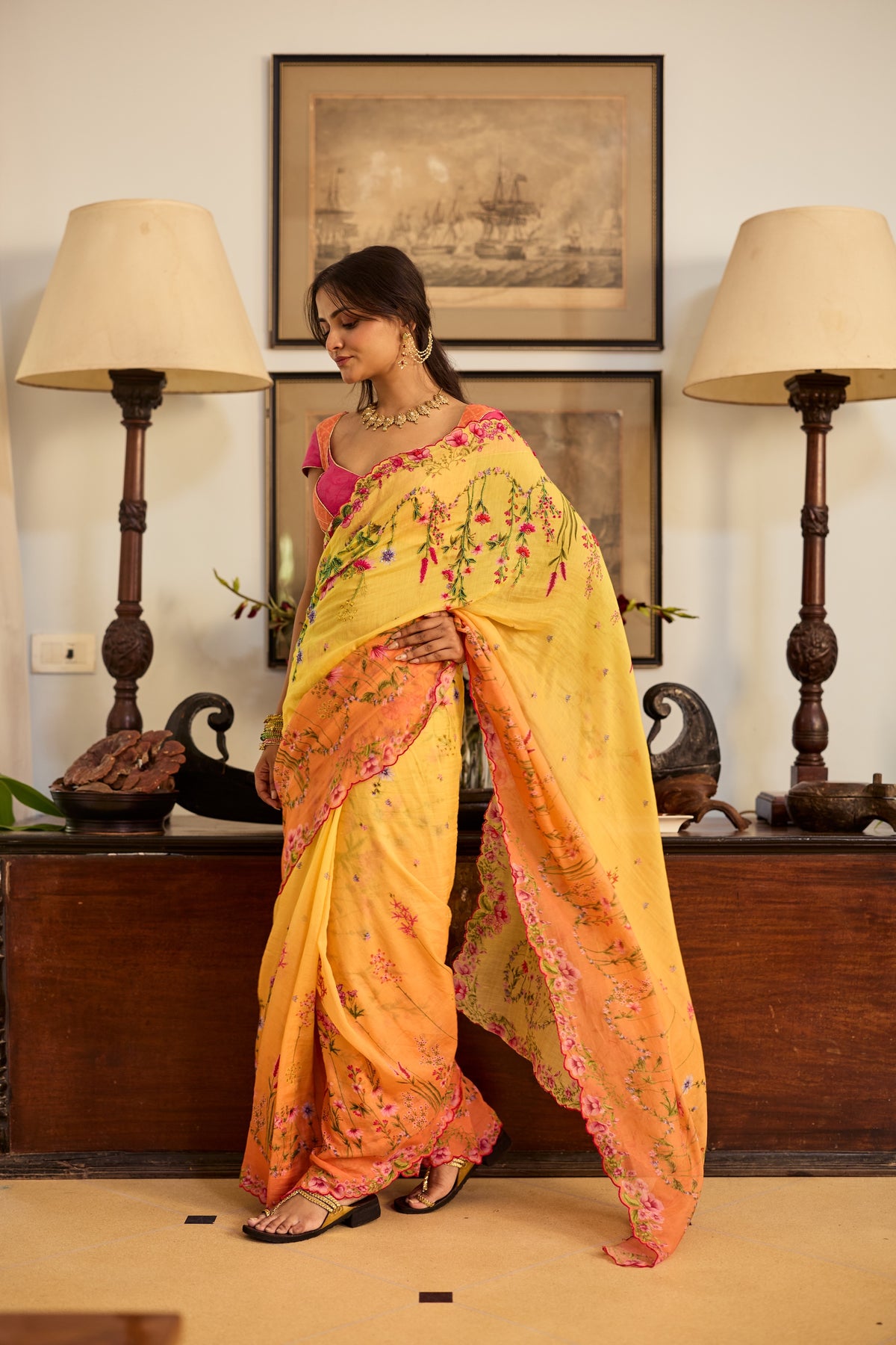 Zarin Chadneri Sari