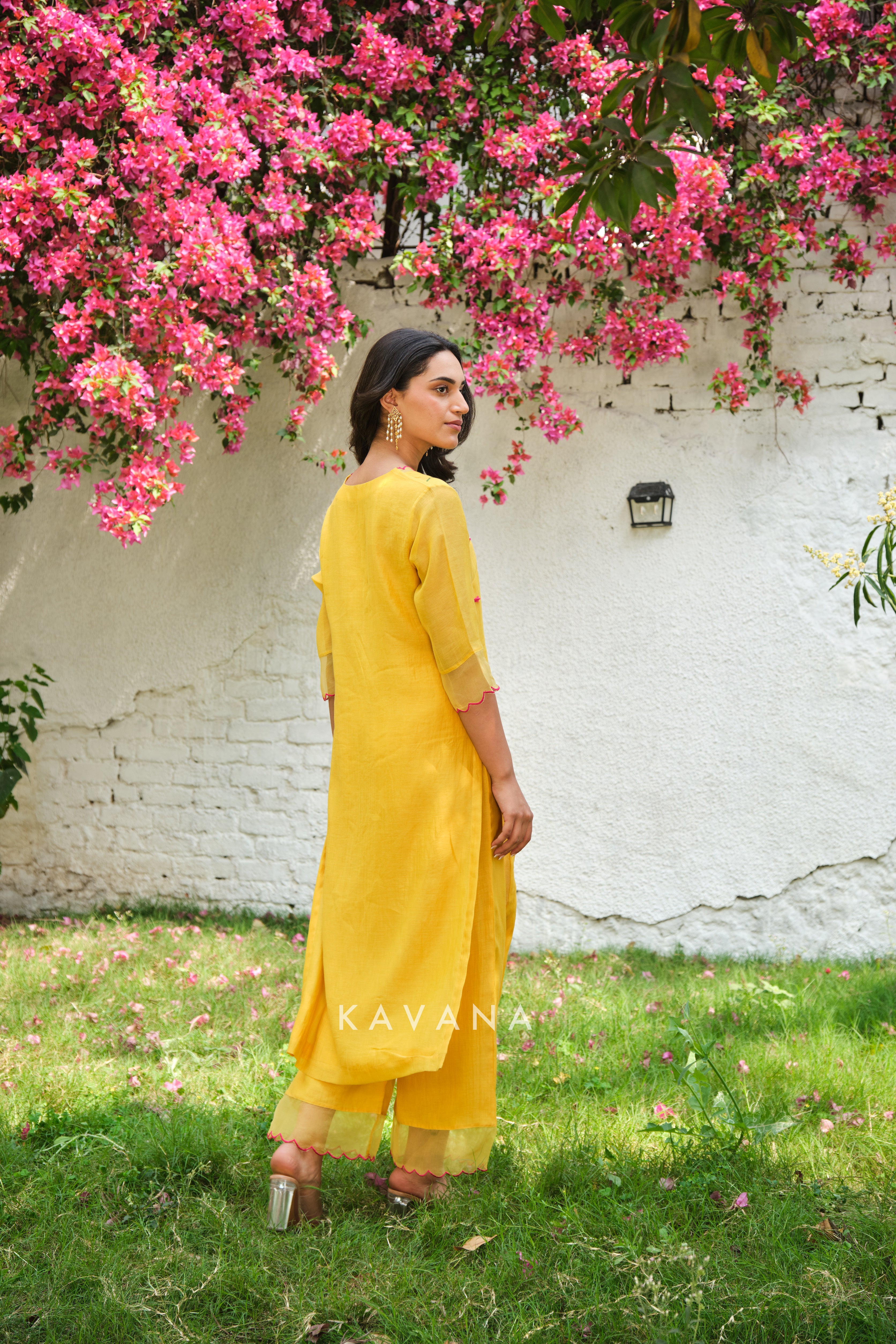Aamras kurta set