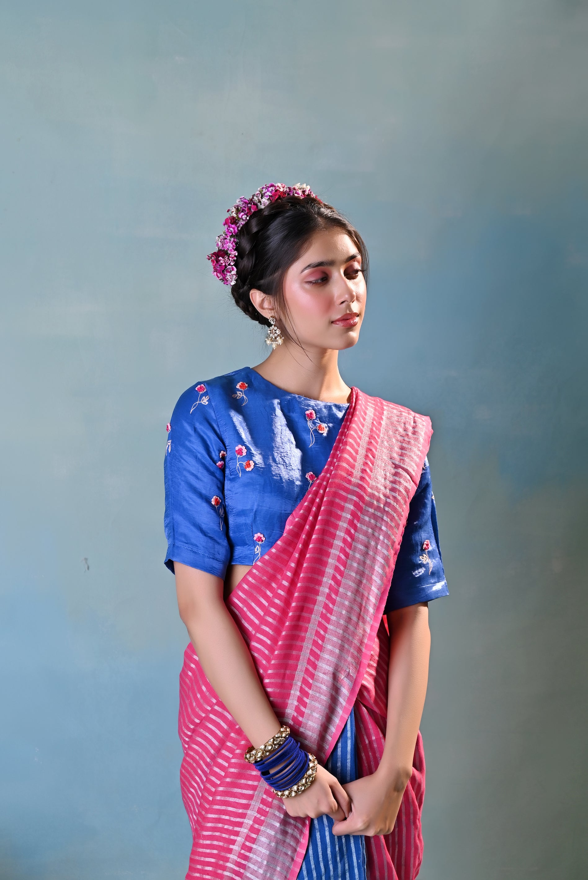 Neera Linen Sari