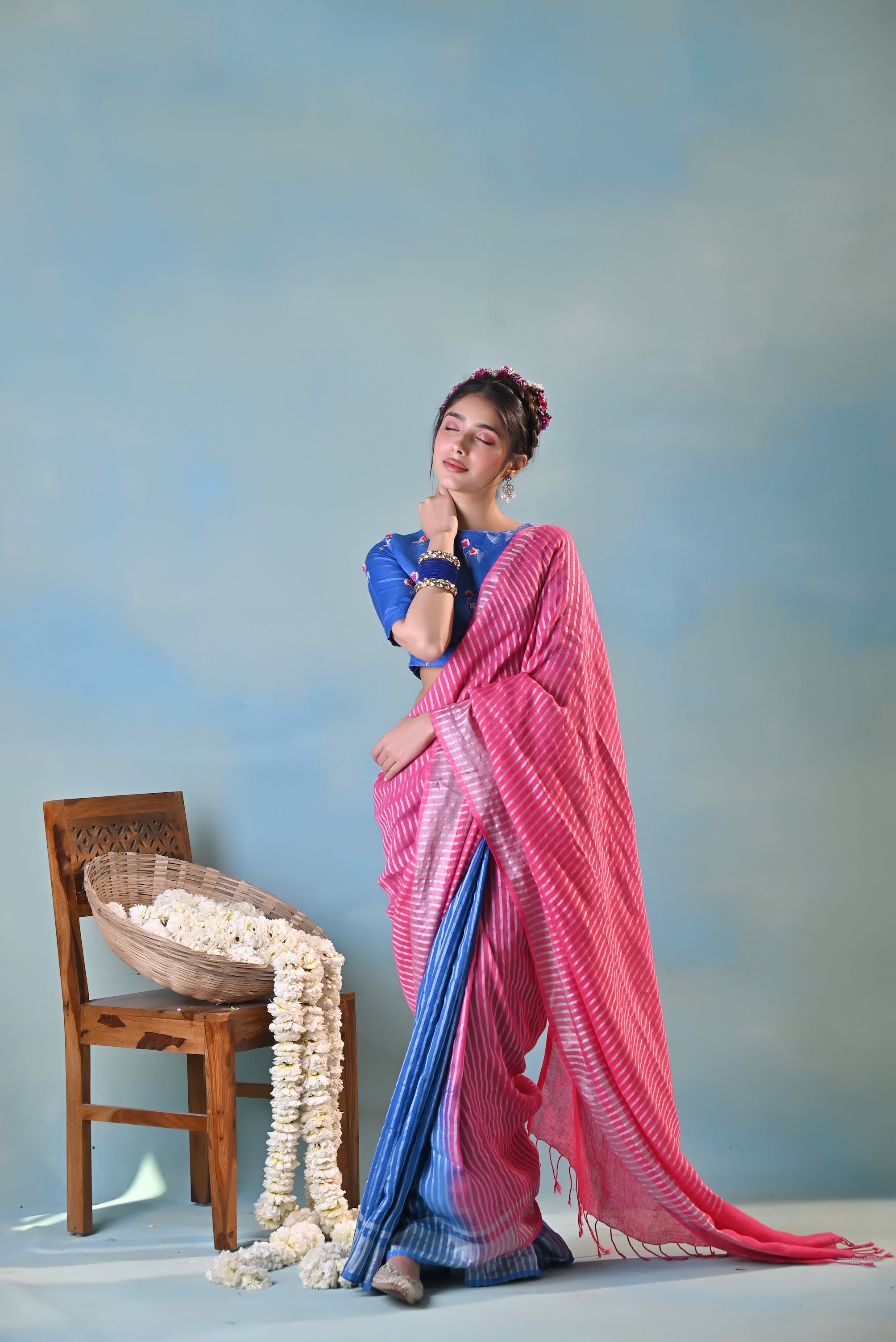 Neera Linen Sari