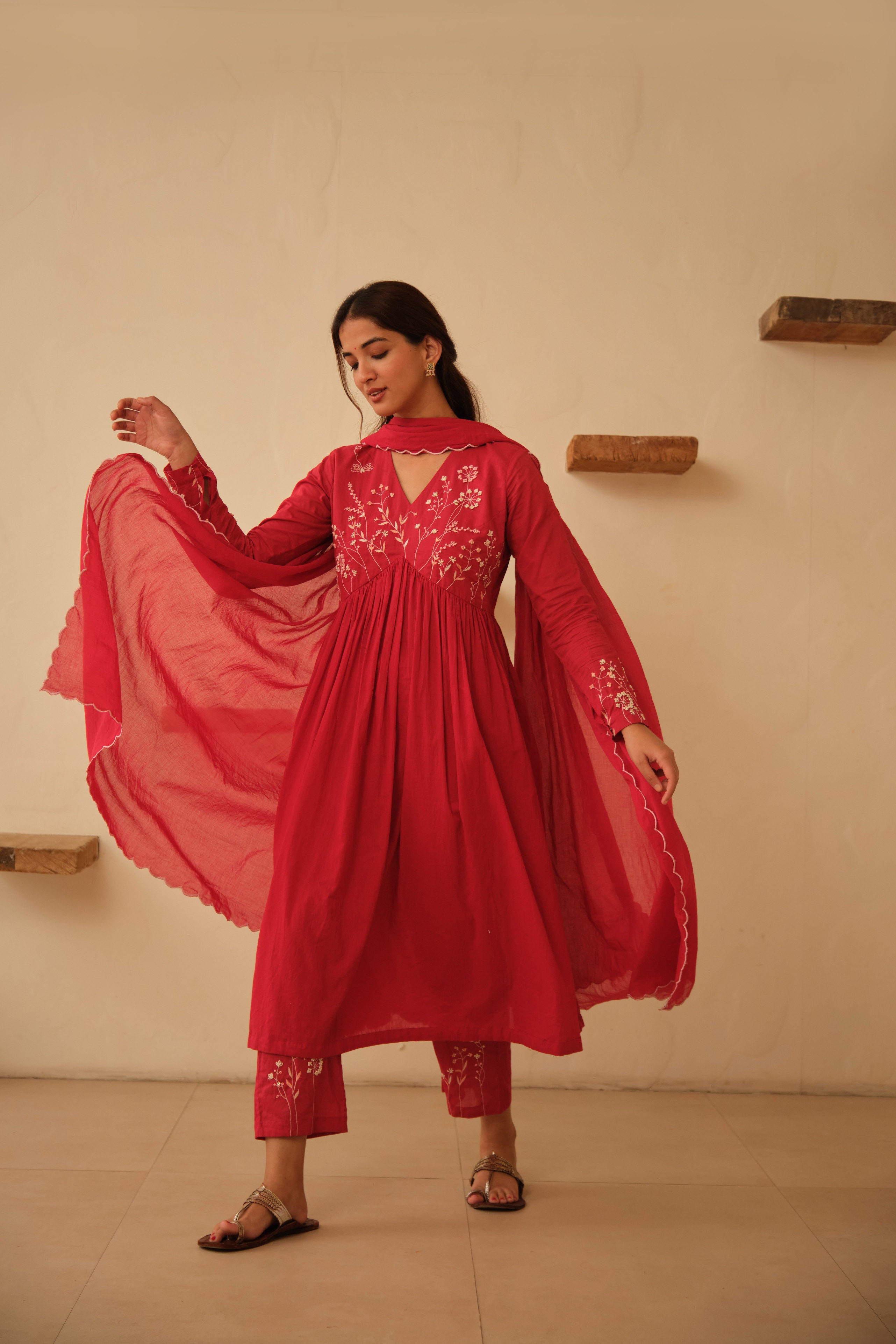 Red Scalloped Cotton Dupatta