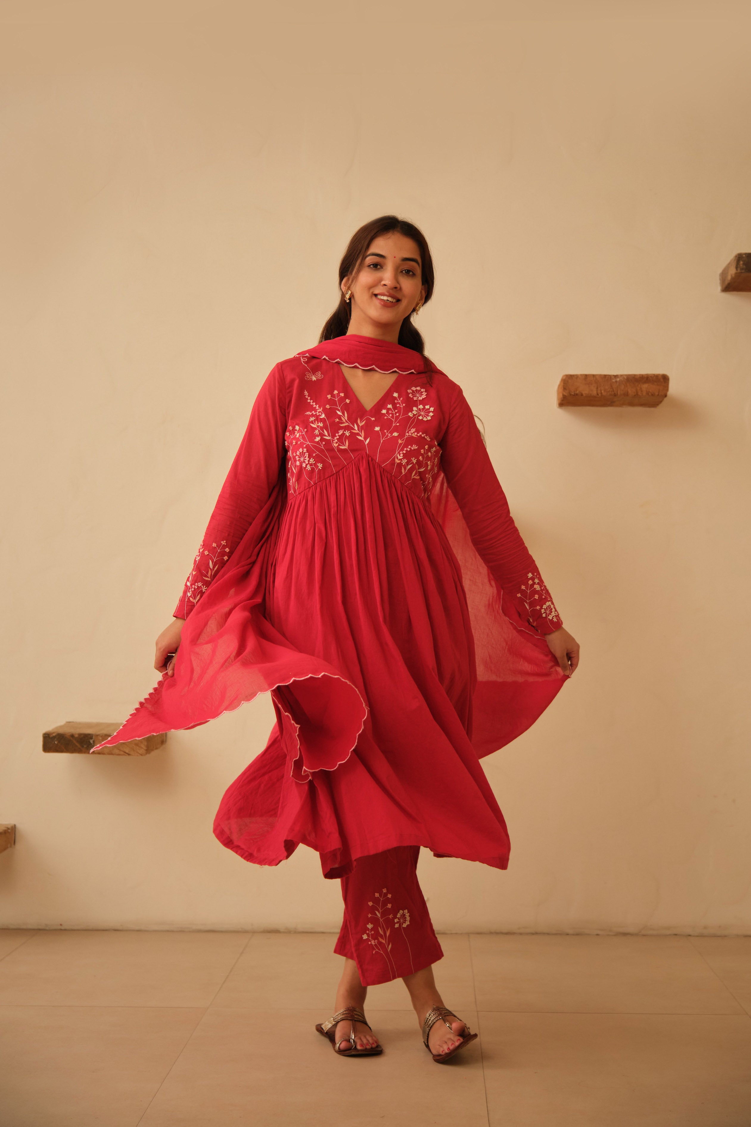 Red Scalloped Cotton Dupatta