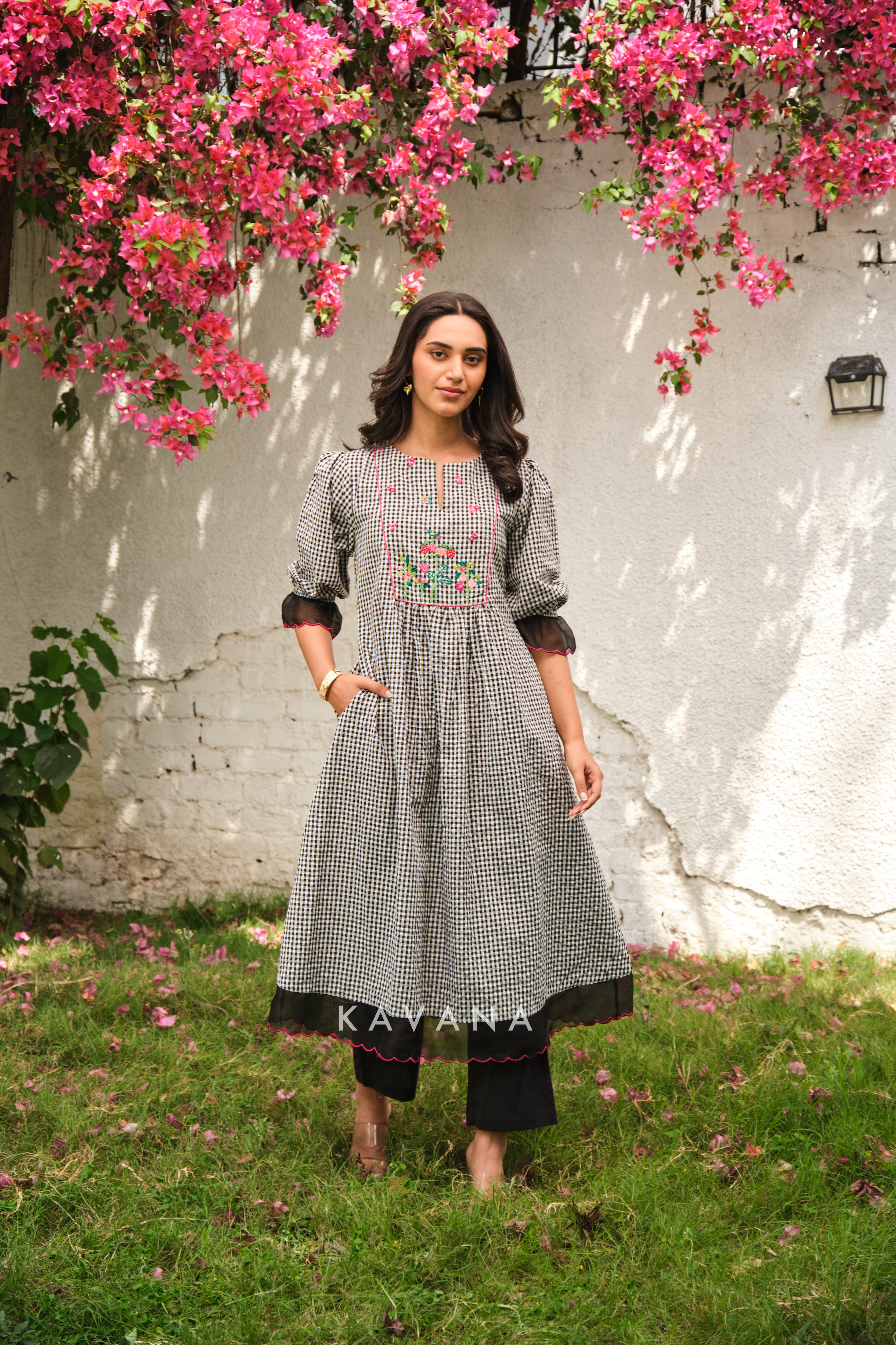 Kala khatta kurta set