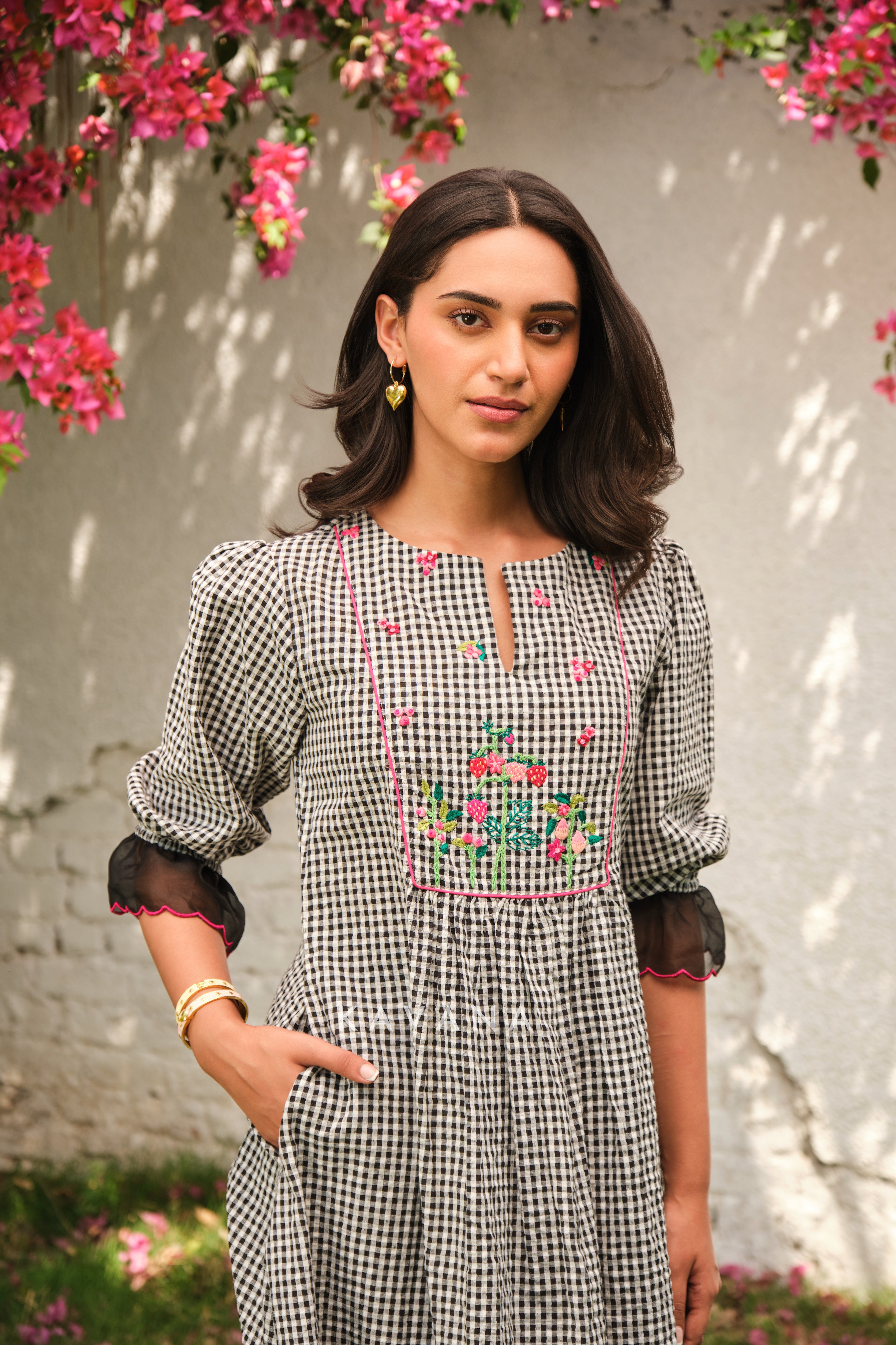 Kala khatta kurta set