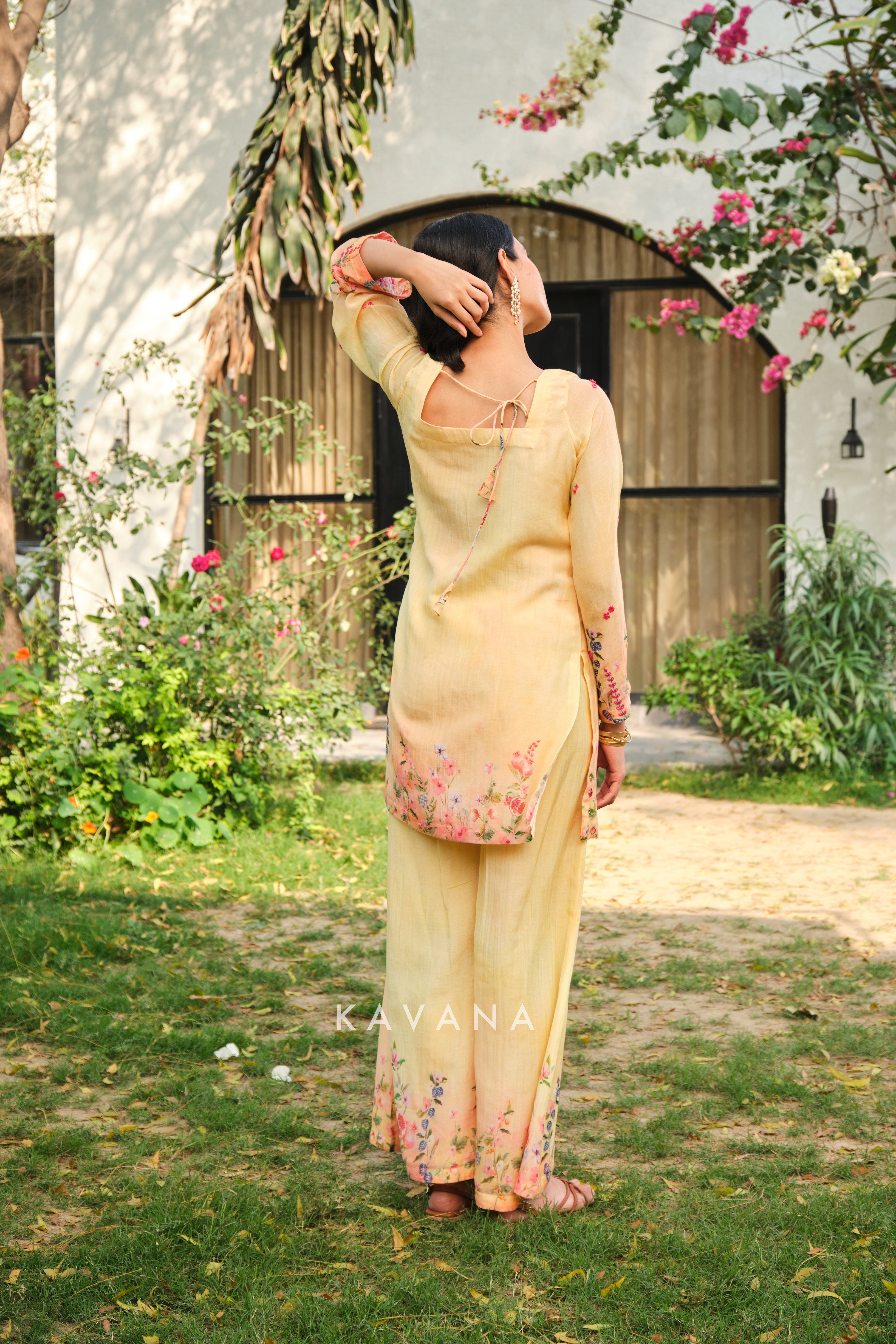 Sandhya kurta set