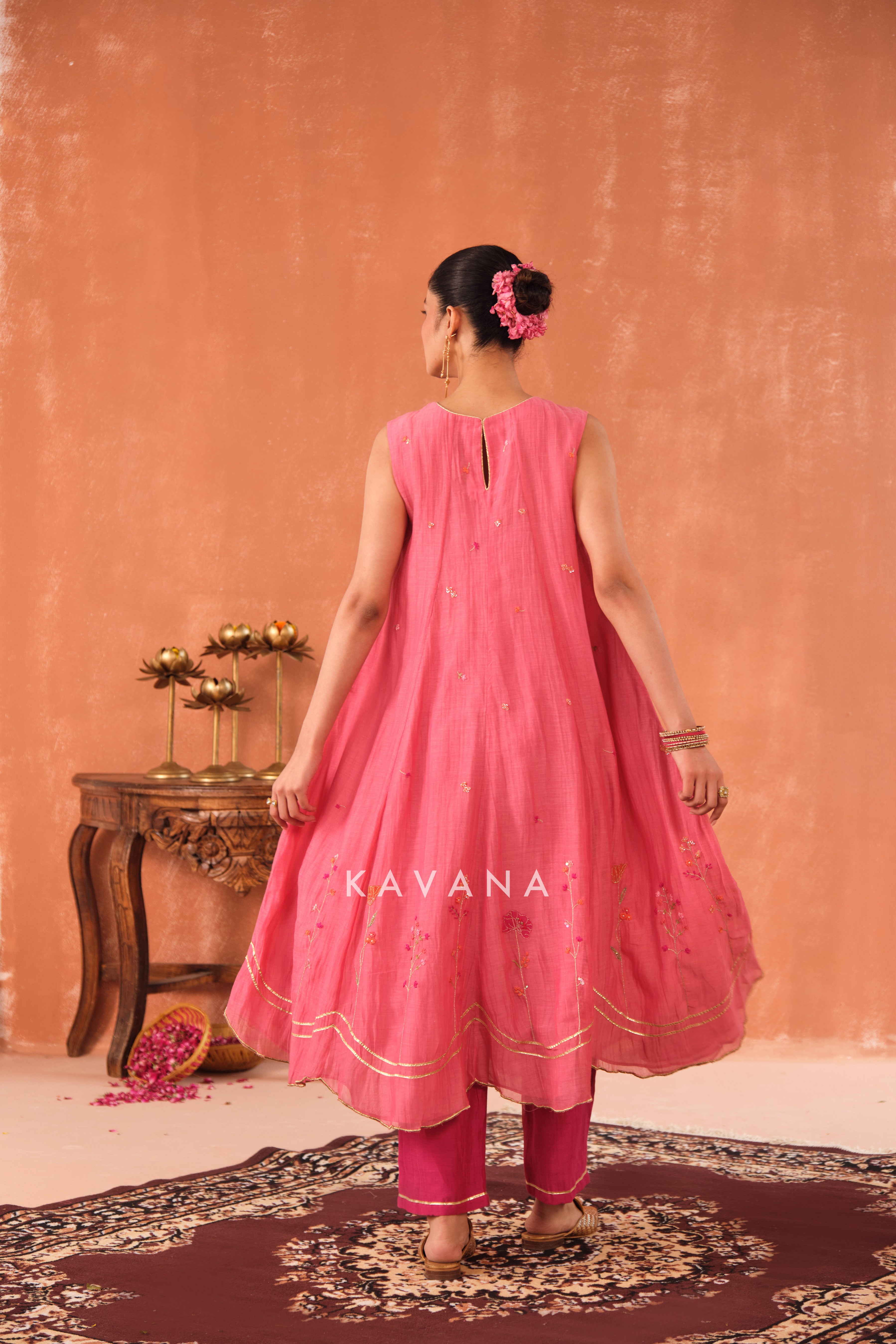 Pankhuri Chanderi Kurta Set