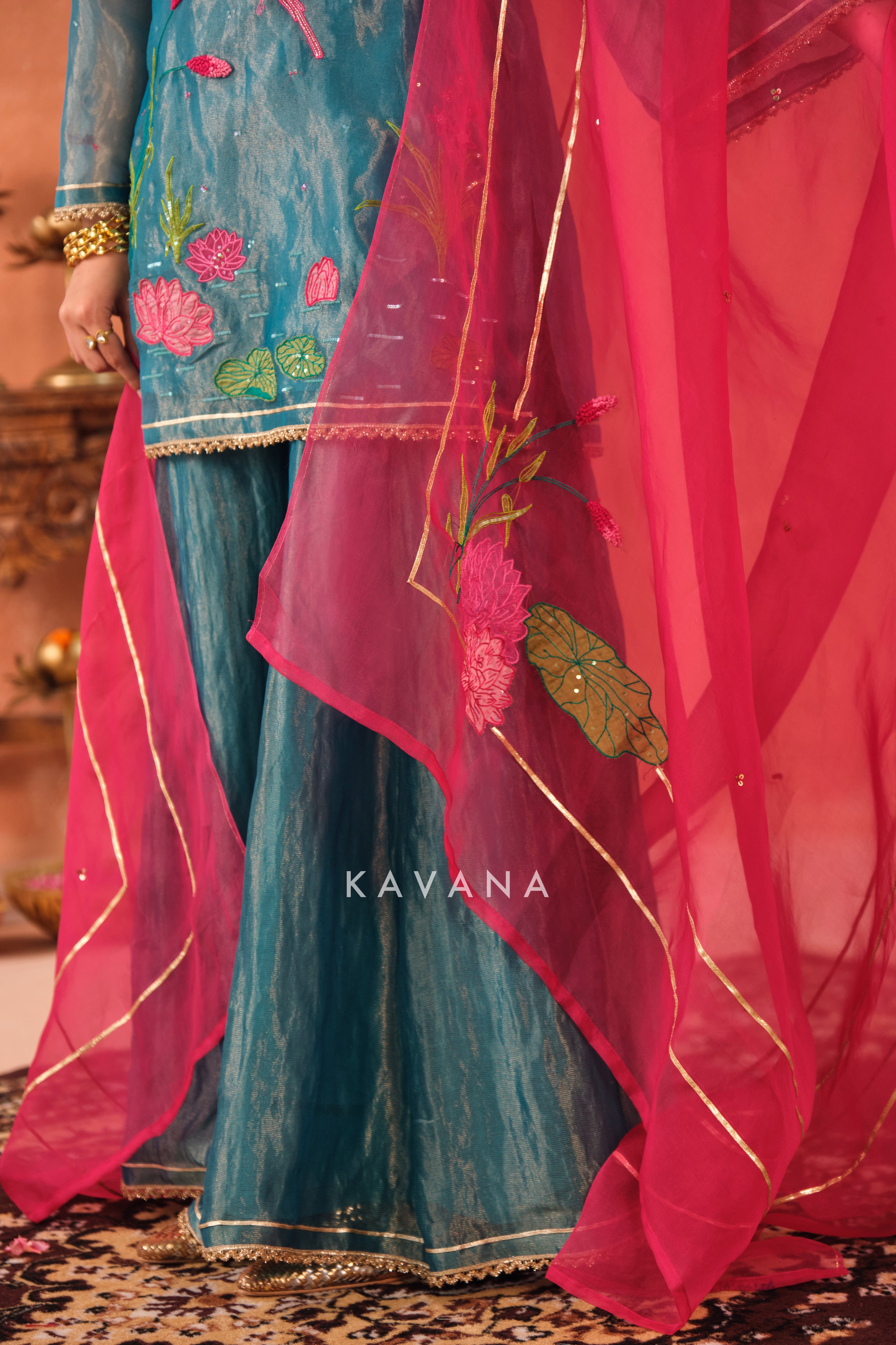 Neelika Dupatta
