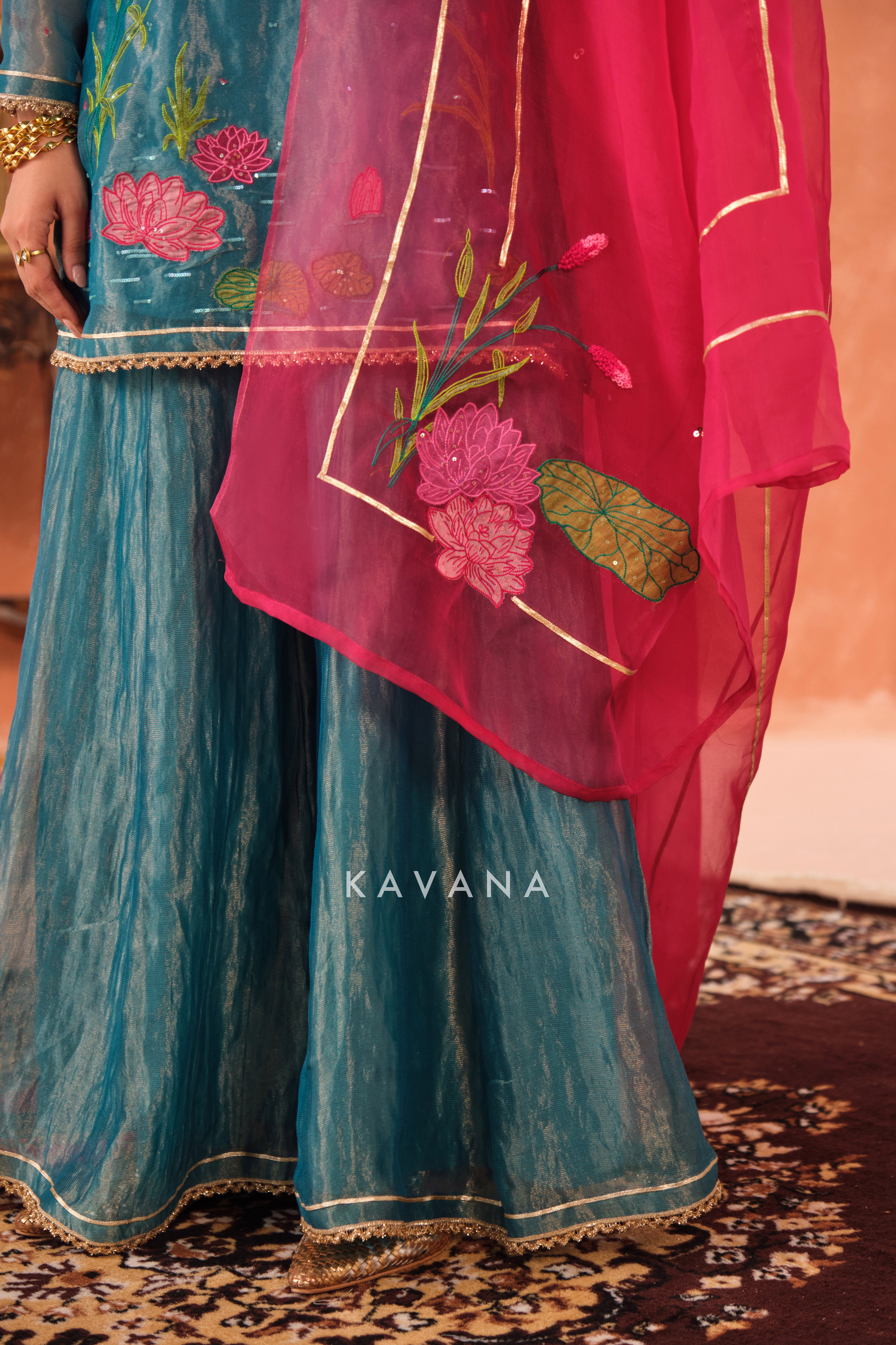 Neelika Dupatta