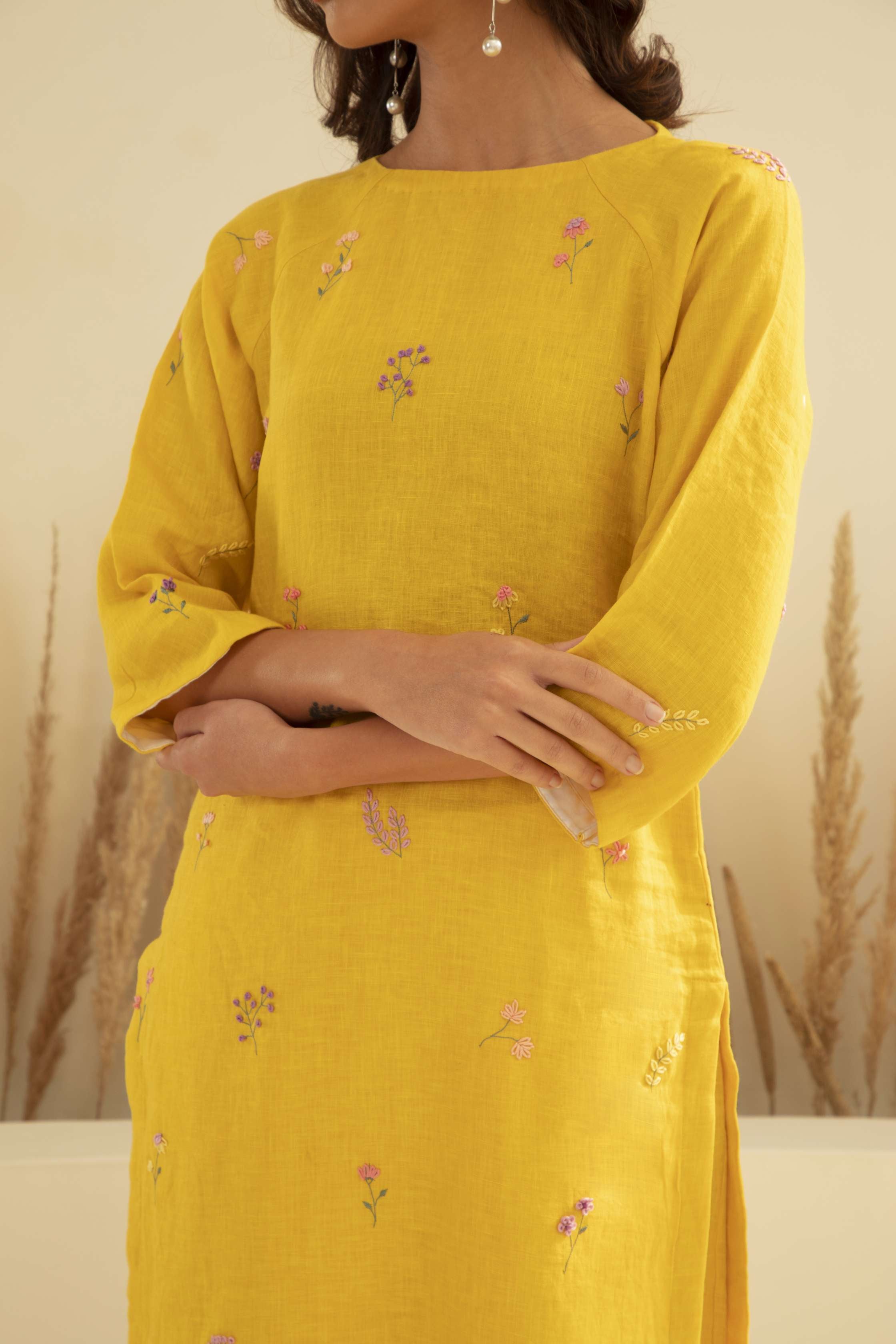 Phool Linen Kurta Set