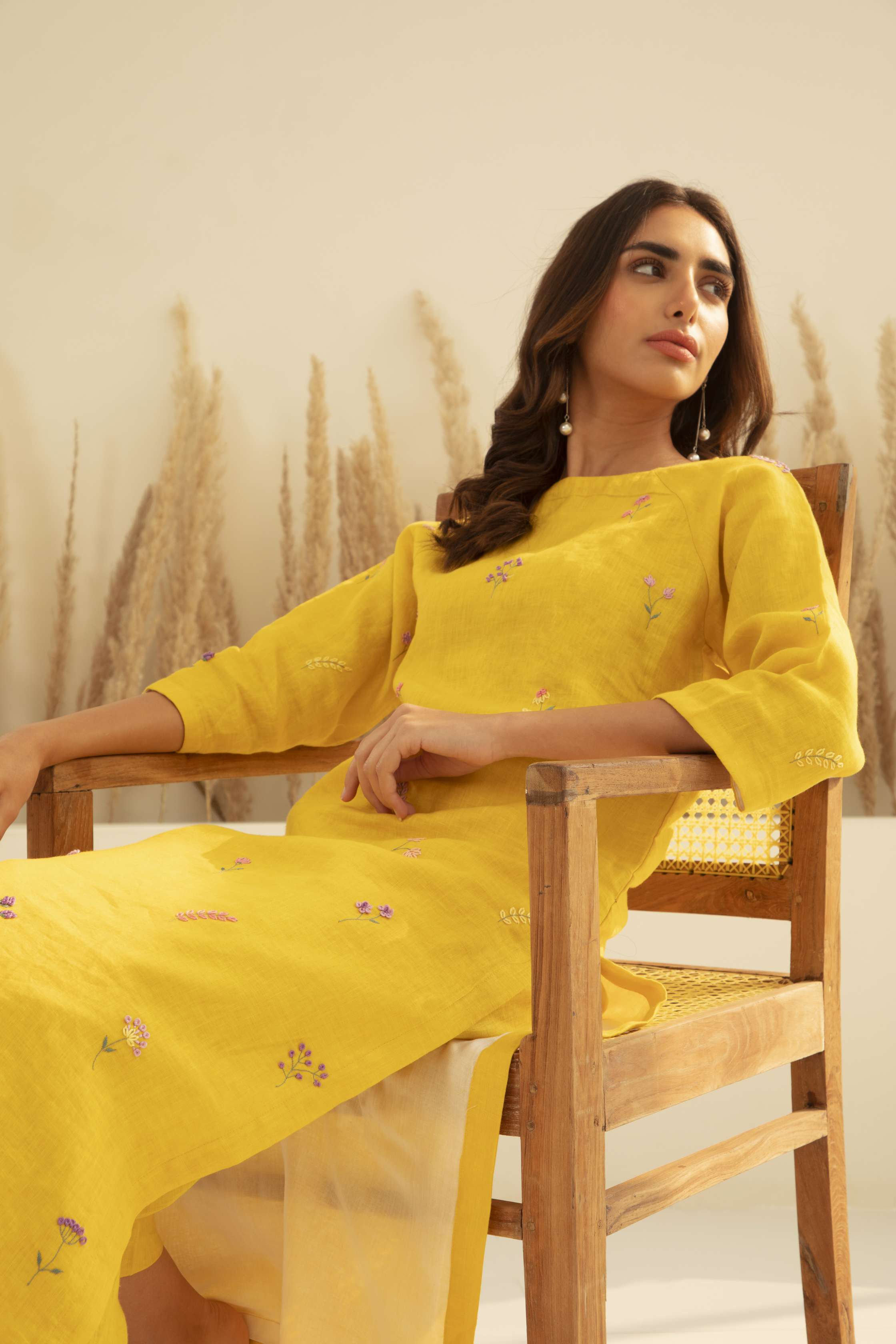 Phool Linen Kurta Set