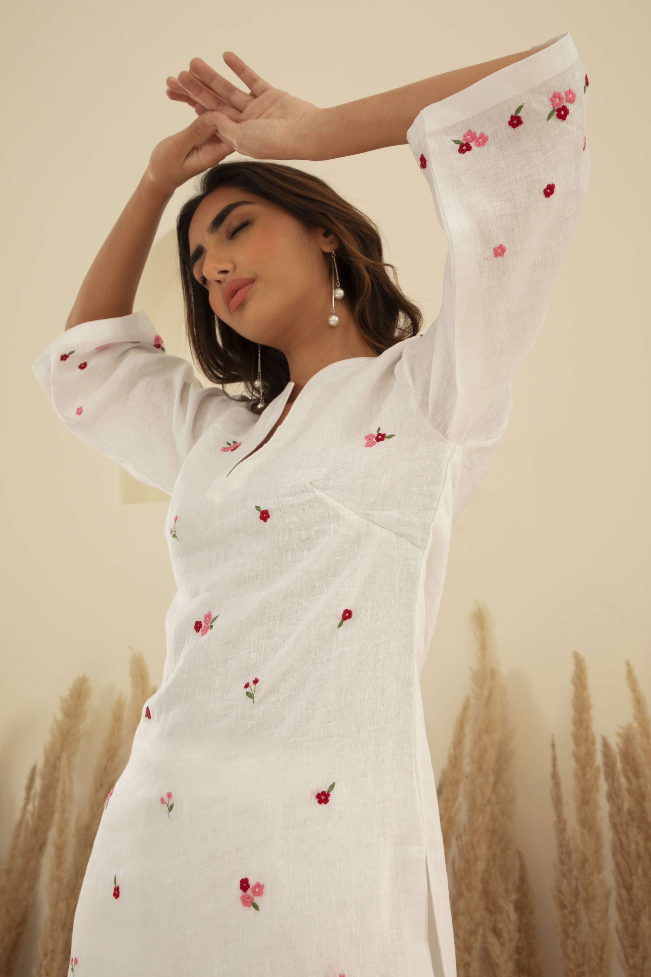 Neerav Kurta Set