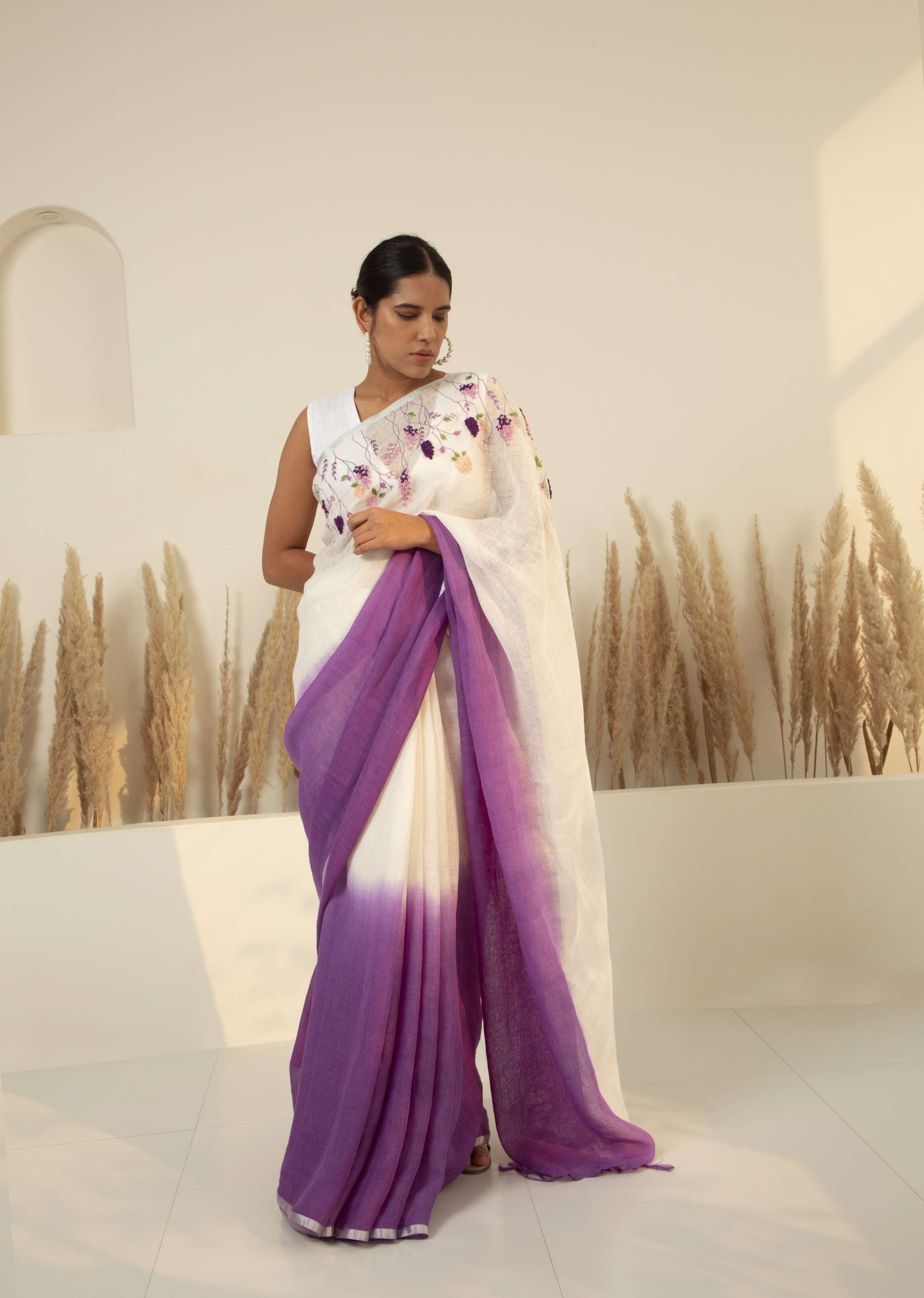 Eka Linen Sari