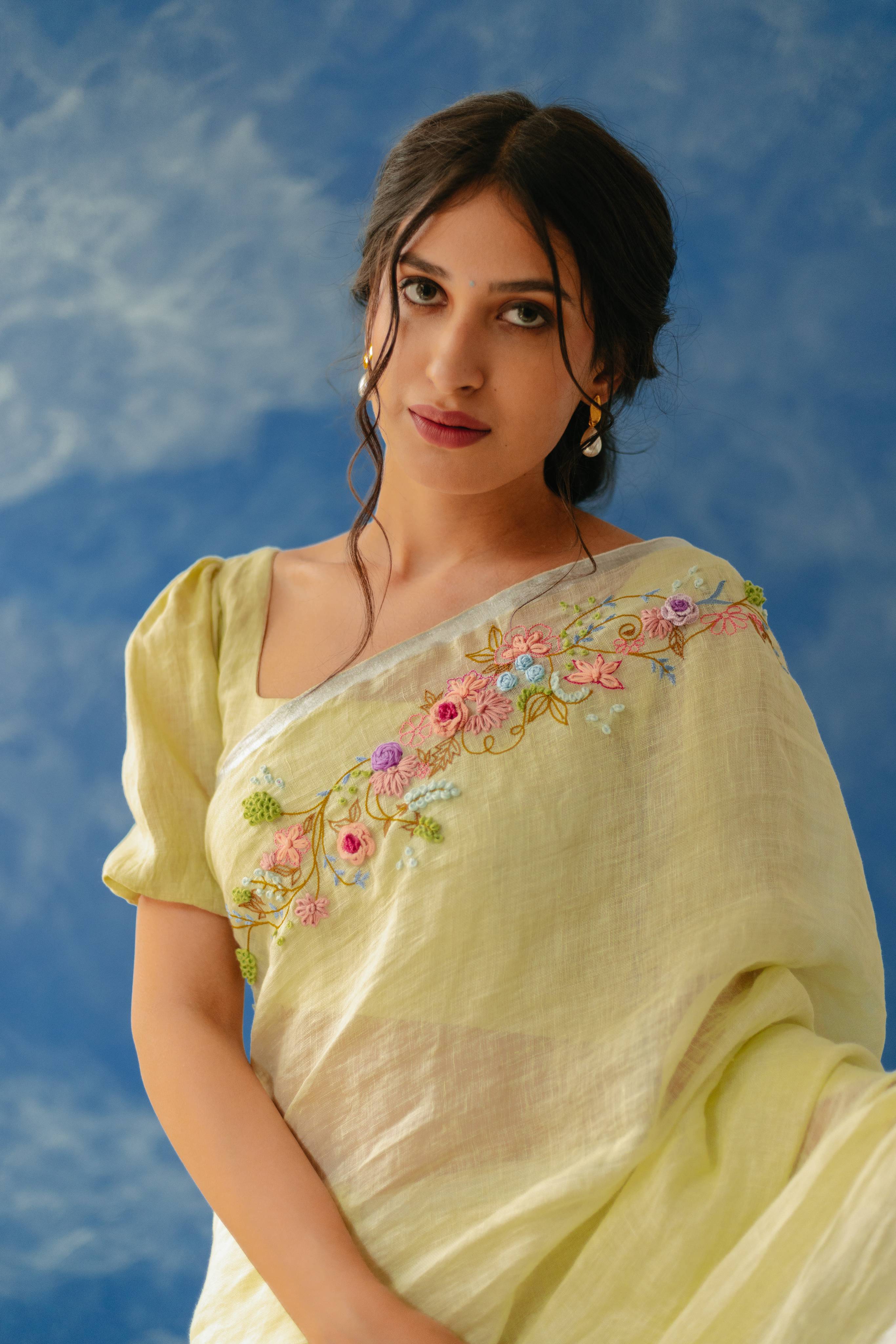 Aaftab Linen Sari
