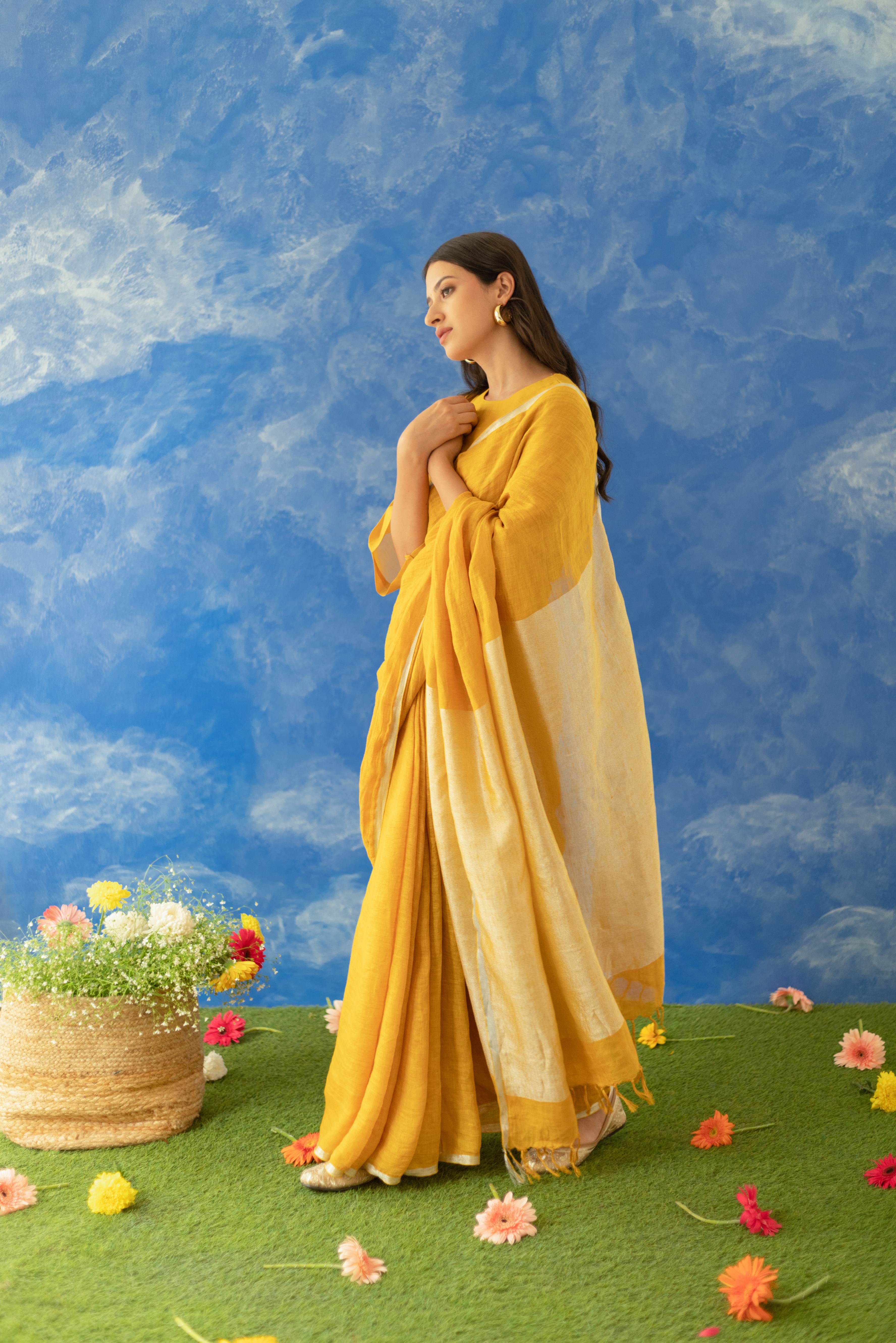 Nakshar Linen Sari