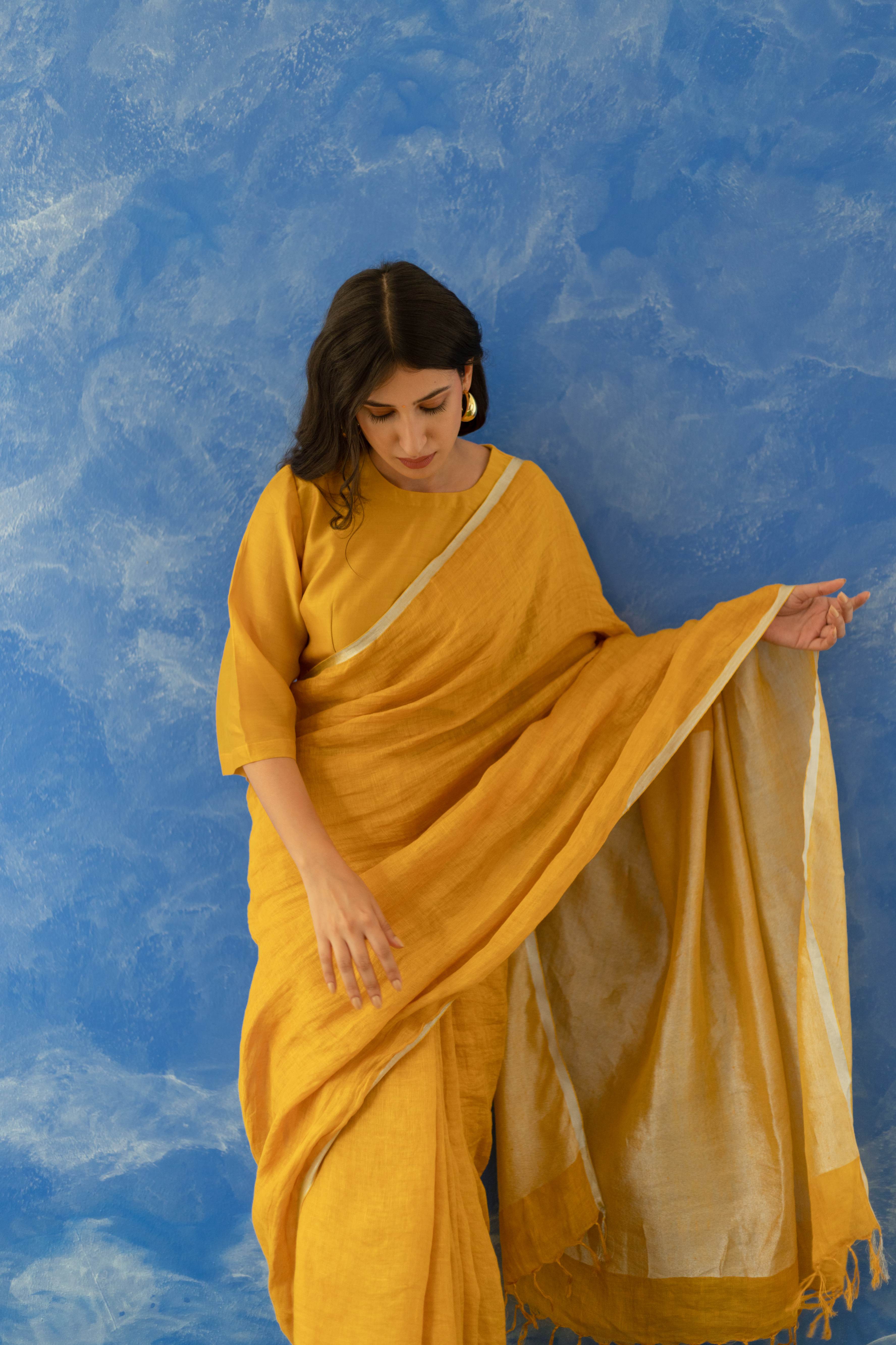 Nakshar Linen Sari
