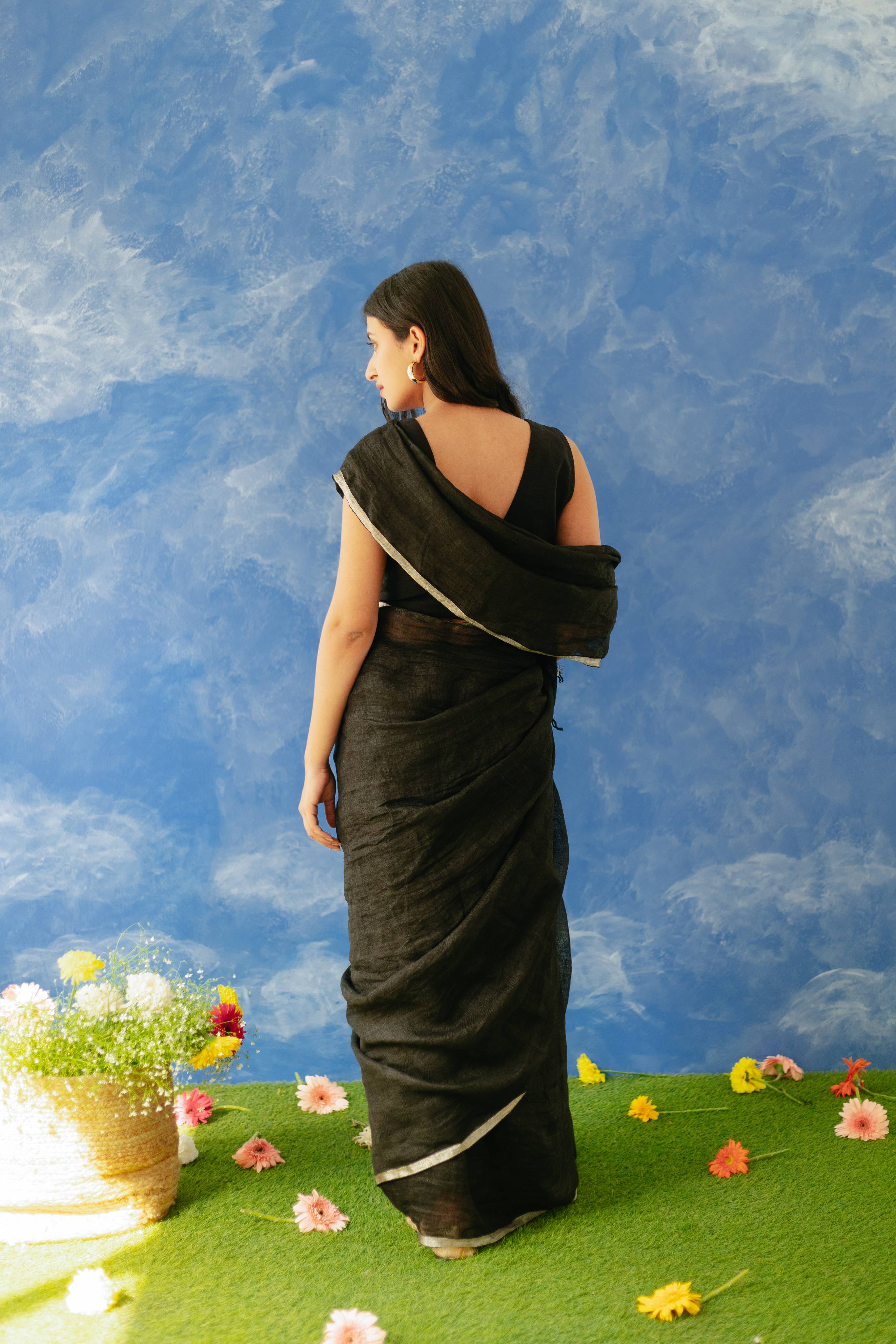 Shatee Linen Sari