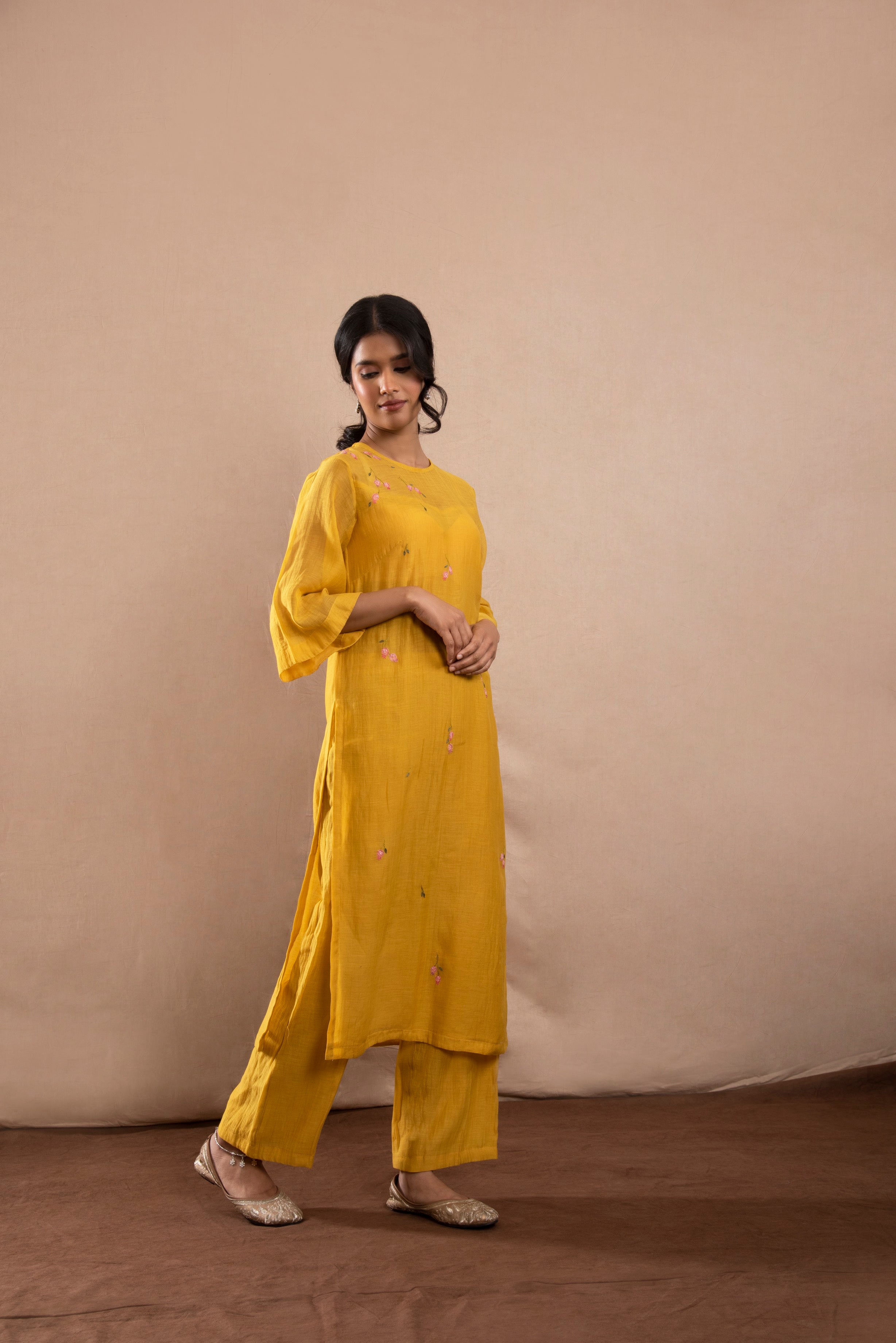 Zafran Kurta Set