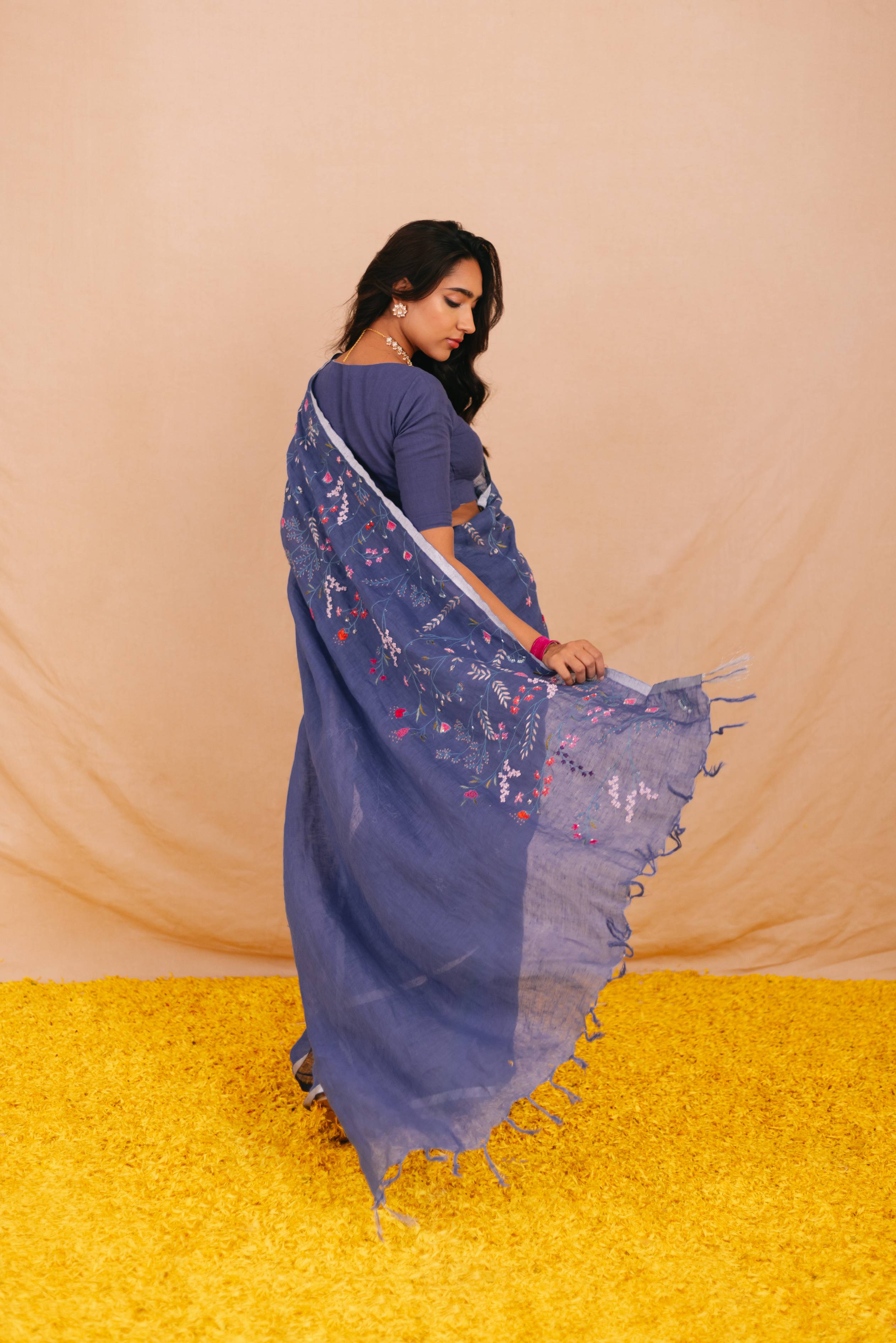 Manorama Linen Sari