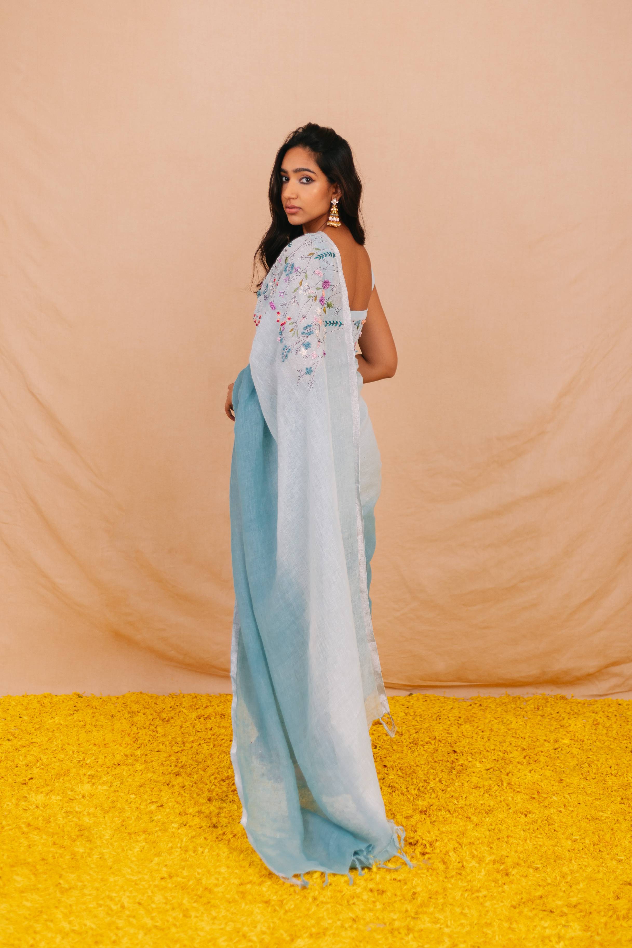 Kumud Linen Sari