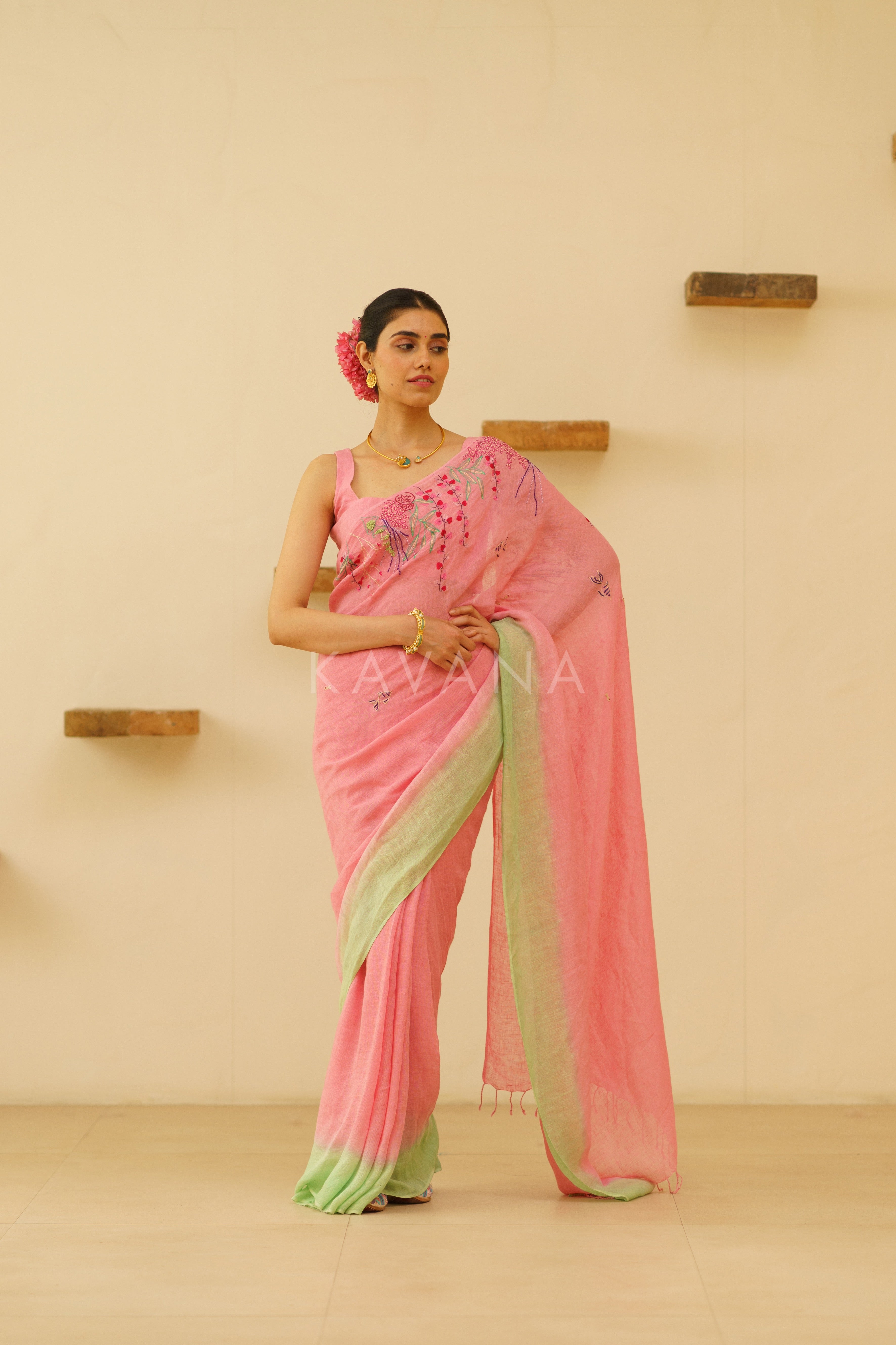 Nira Linen Sari