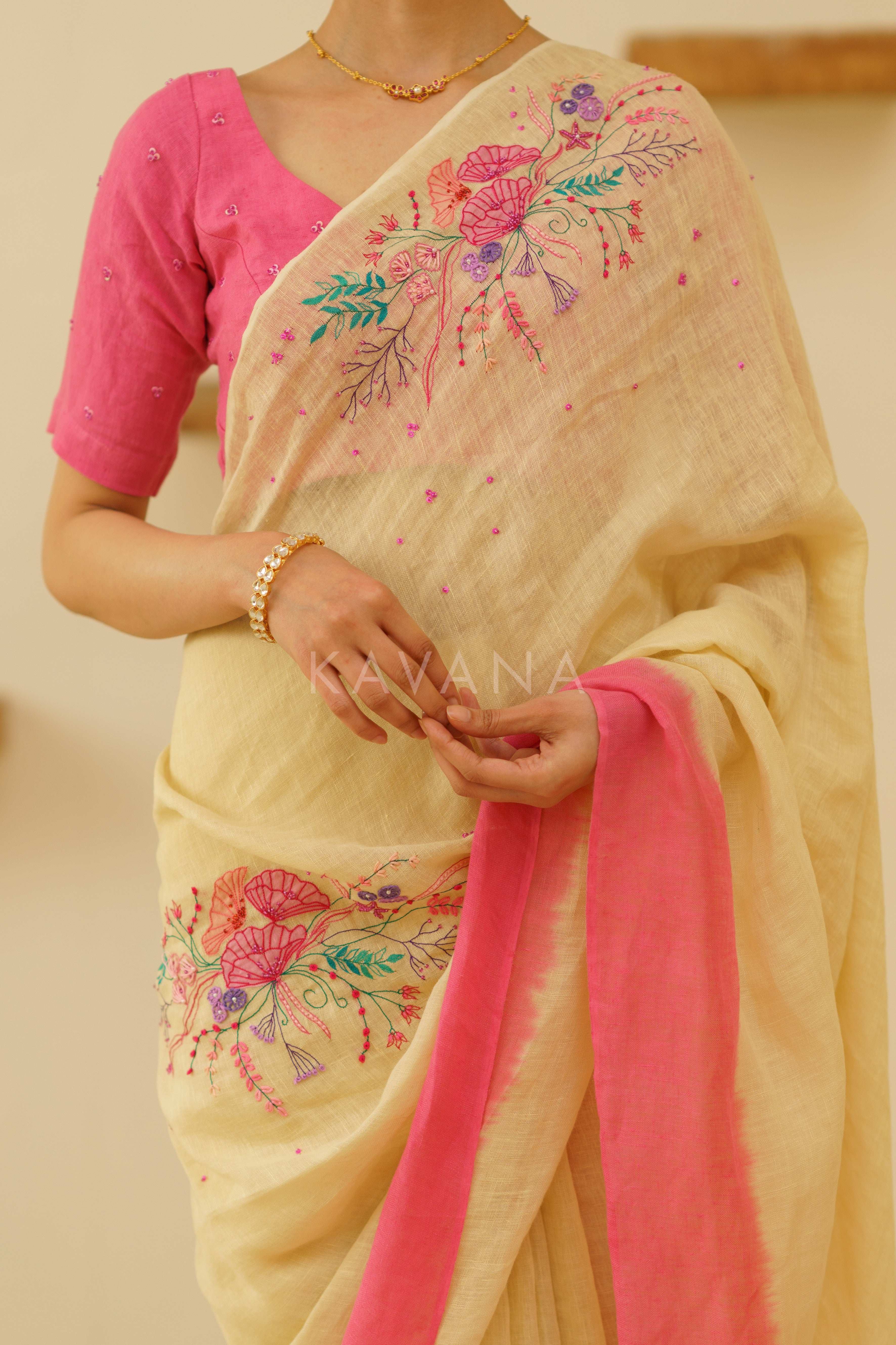 Tara Linen Sari