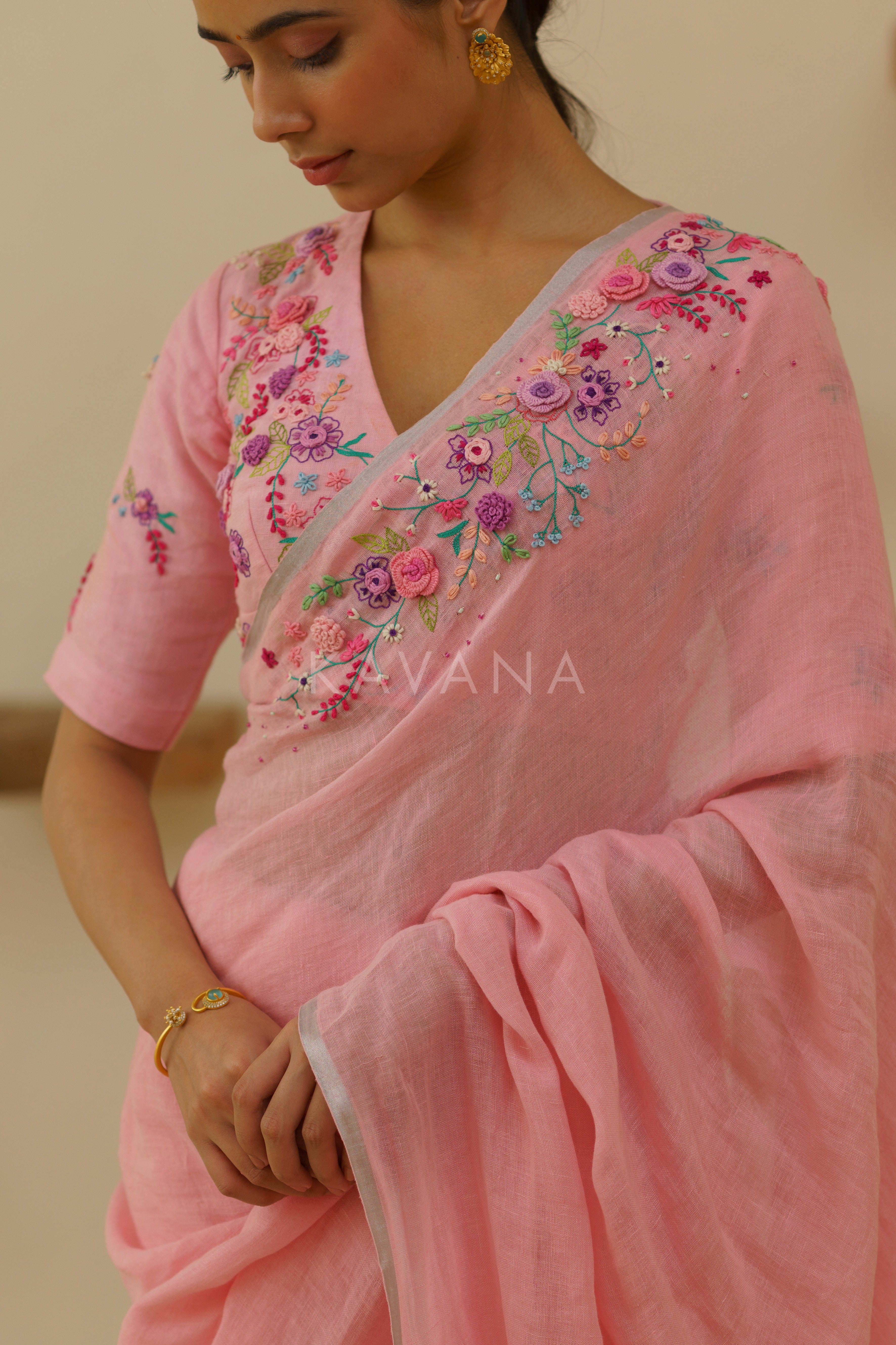 Vanya Linen Sari