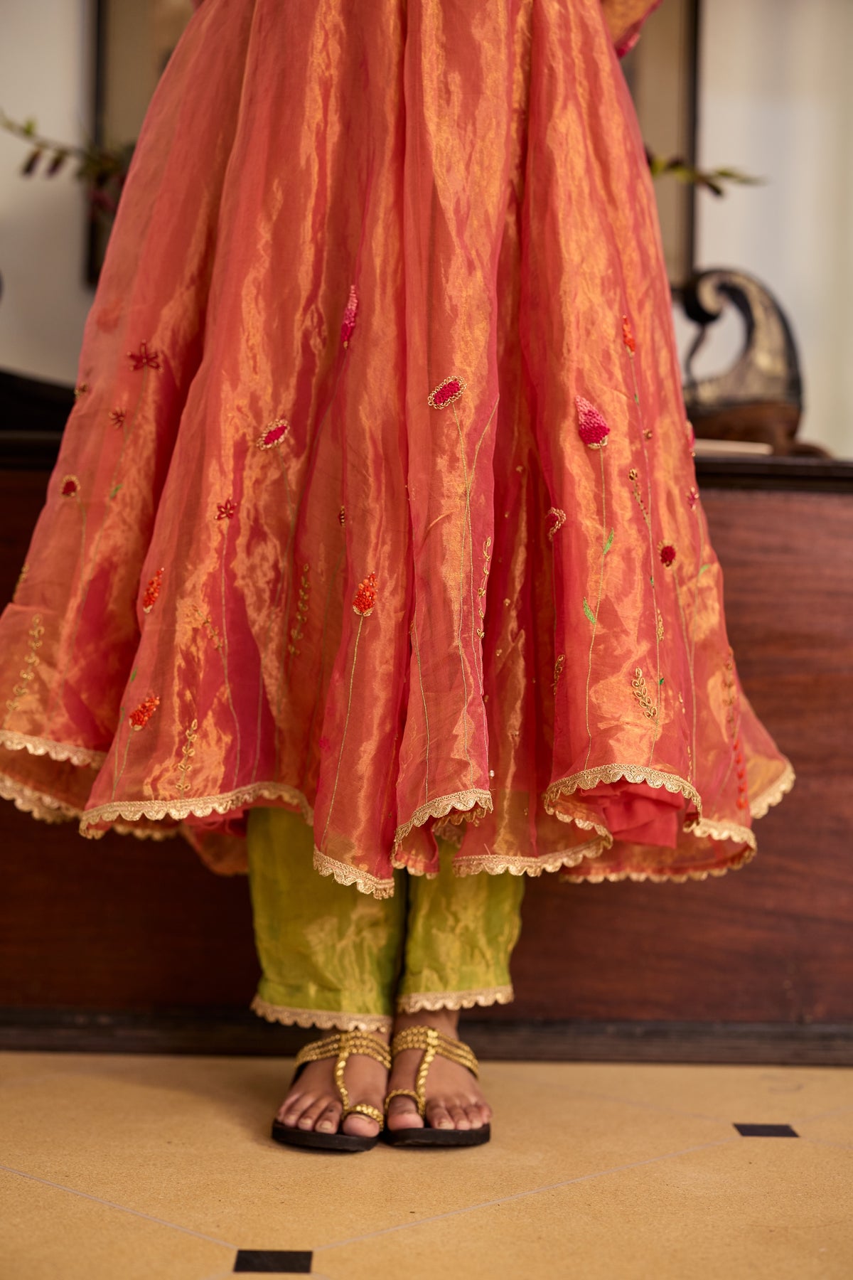 Isha Silk TIssue Kurta Set