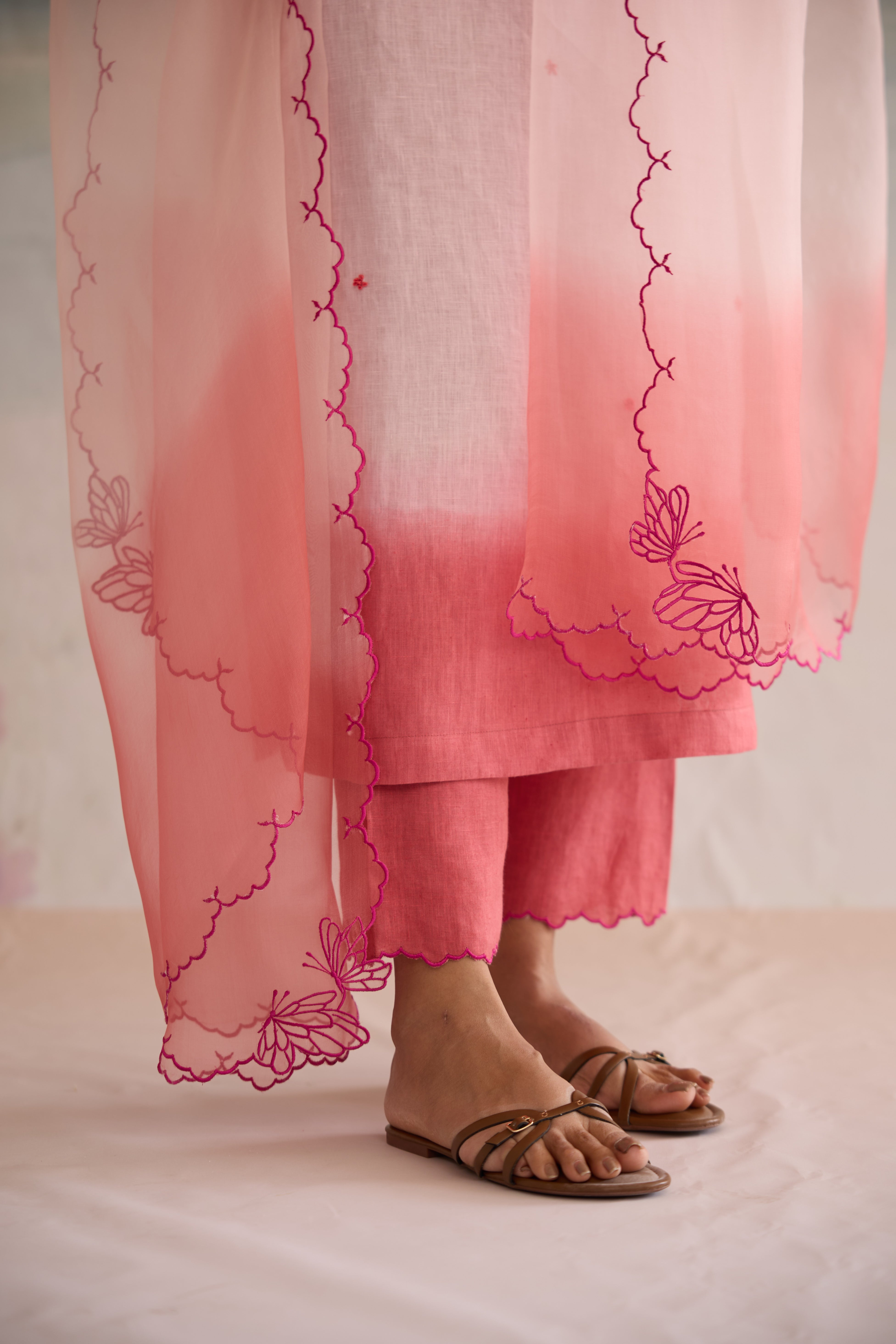 Titli Linen Kurta Set