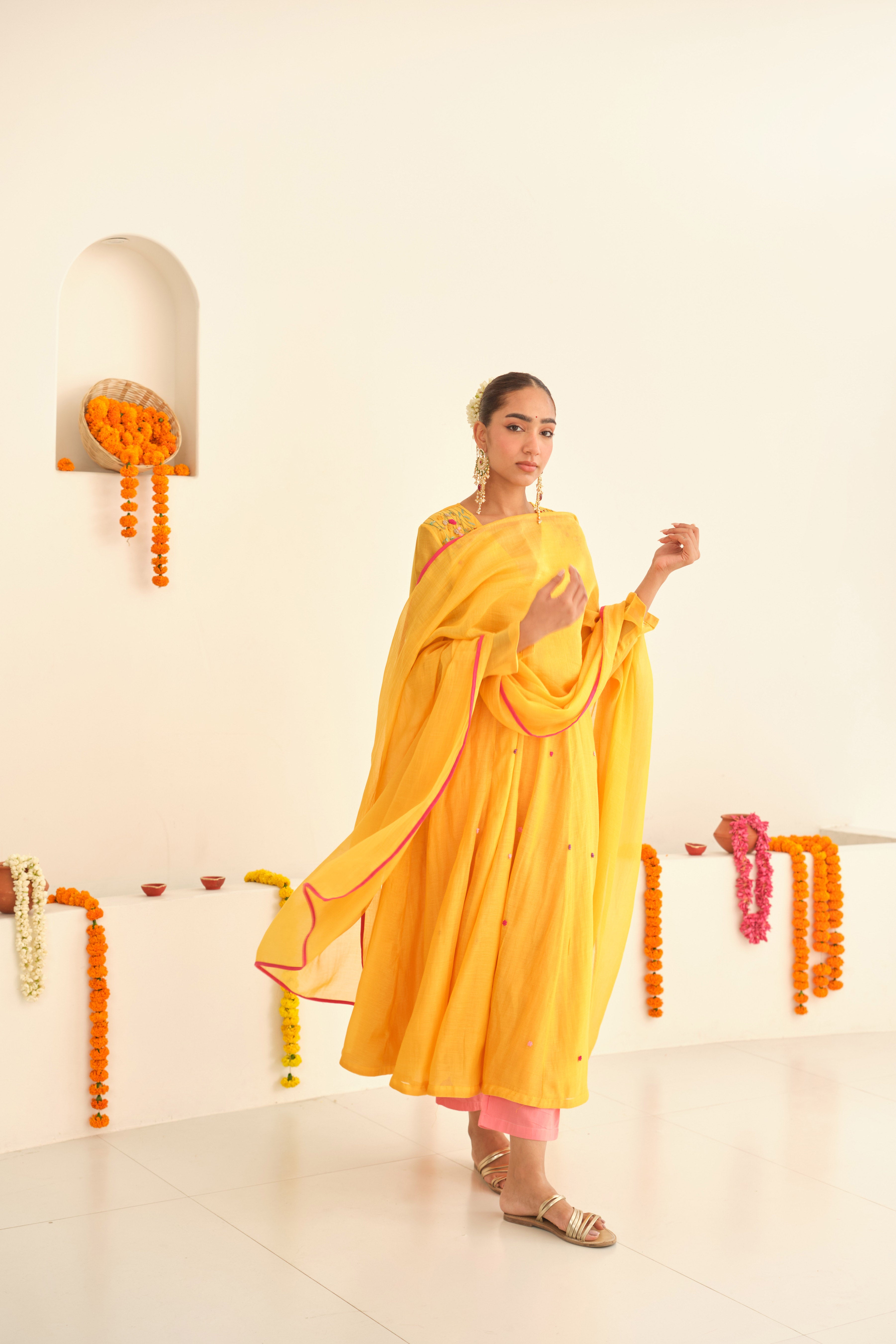 Sunehri Chanderi Dupatta