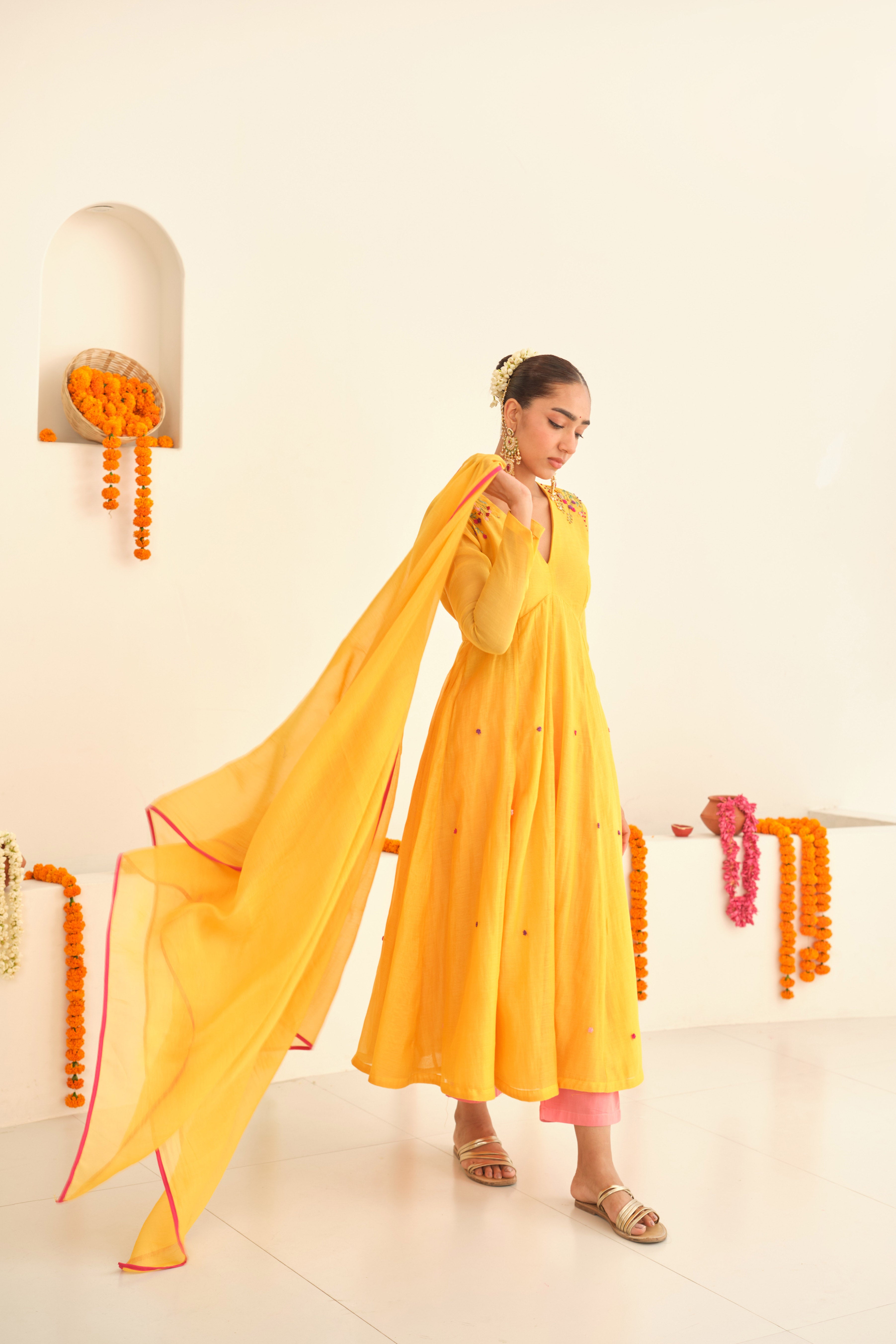 Sunehri Chanderi Dupatta