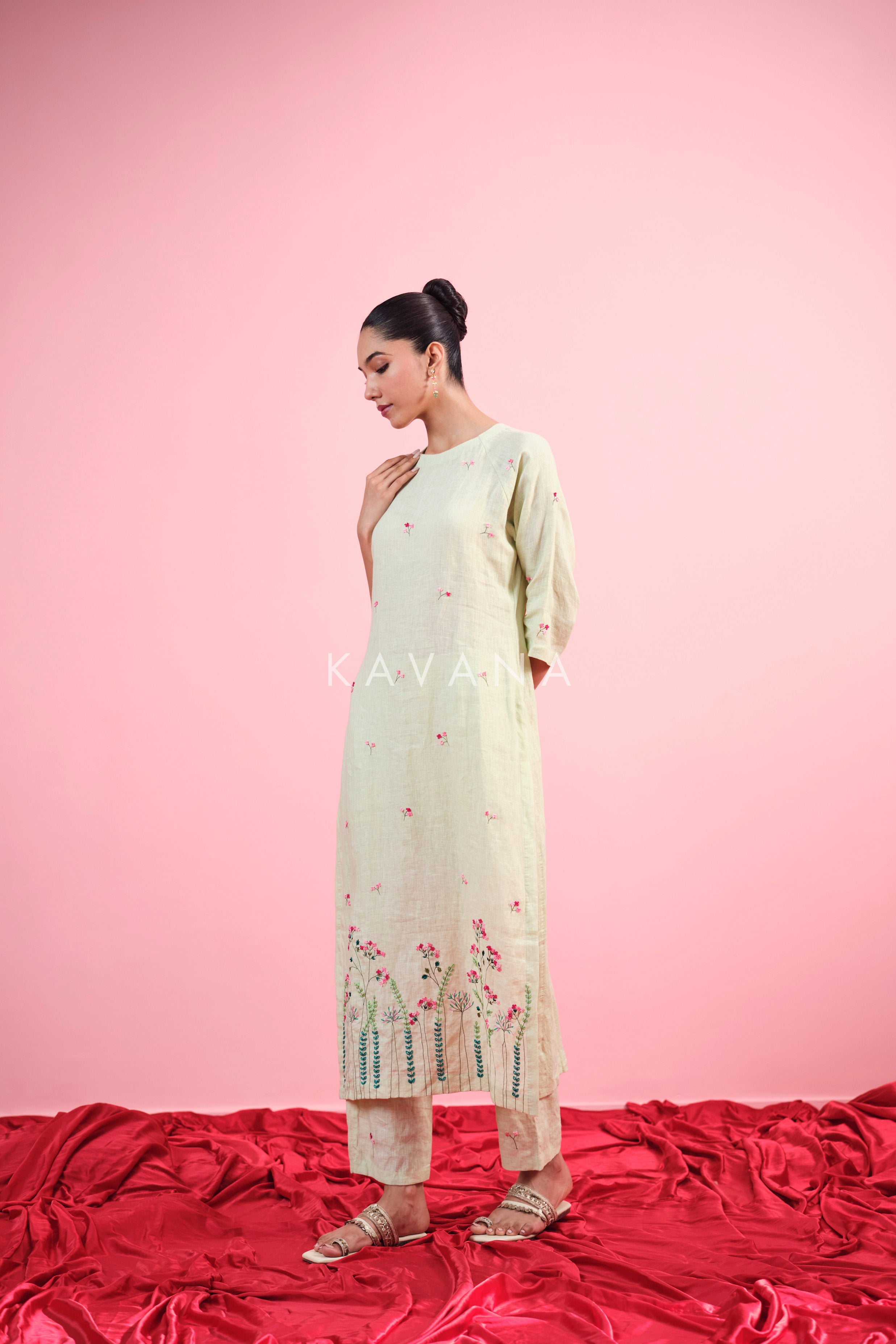 Sohni Linen Kurta Set