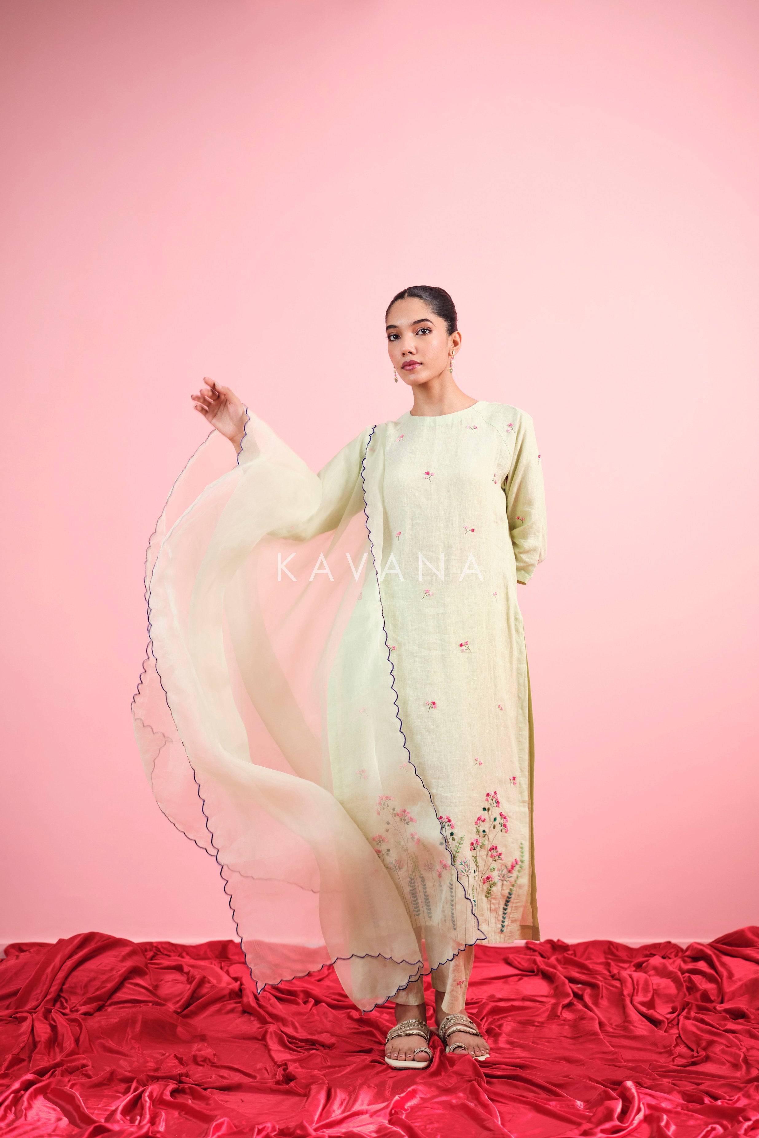 Sohni Linen Kurta Set