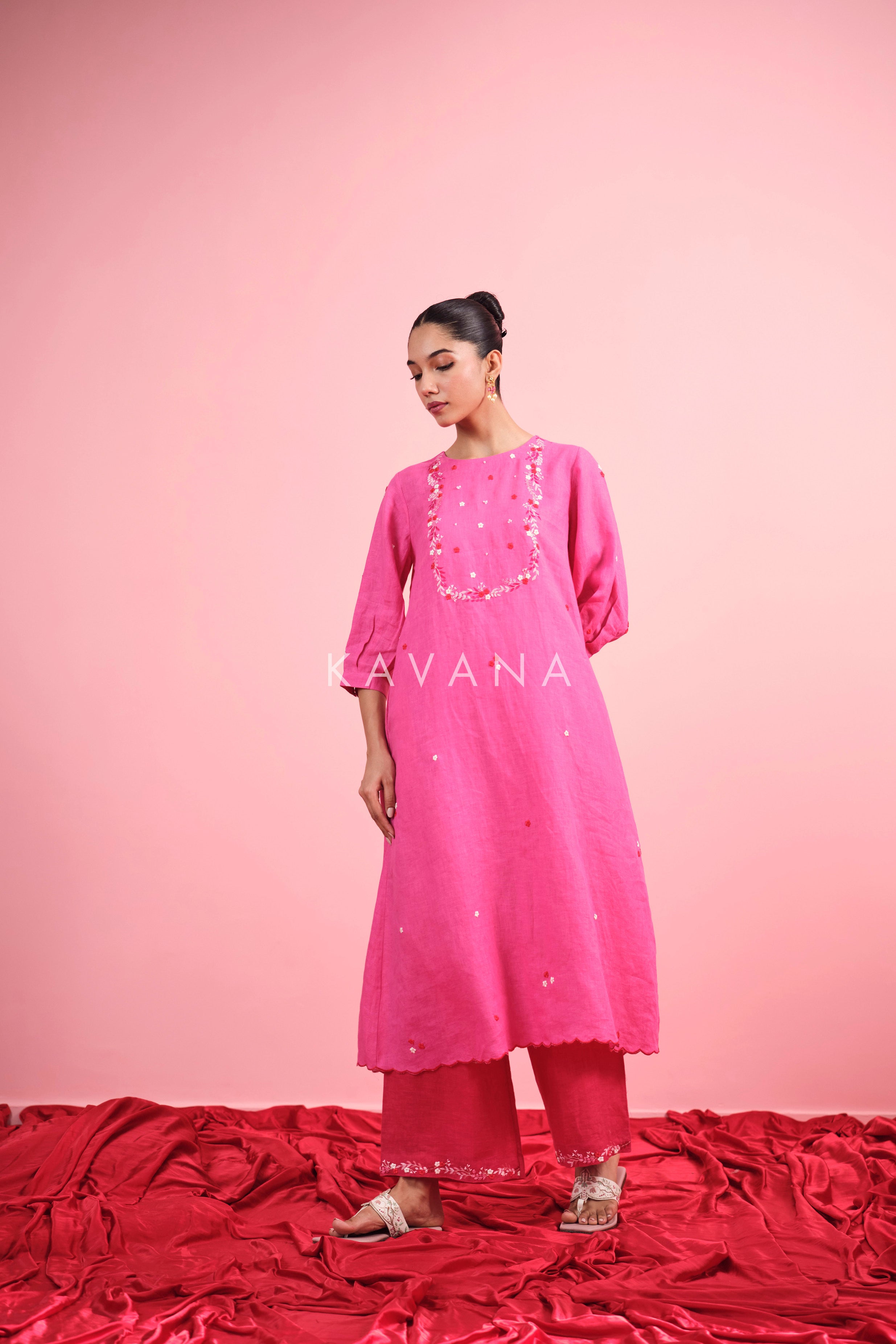 Gulabi Linen Kurta Set