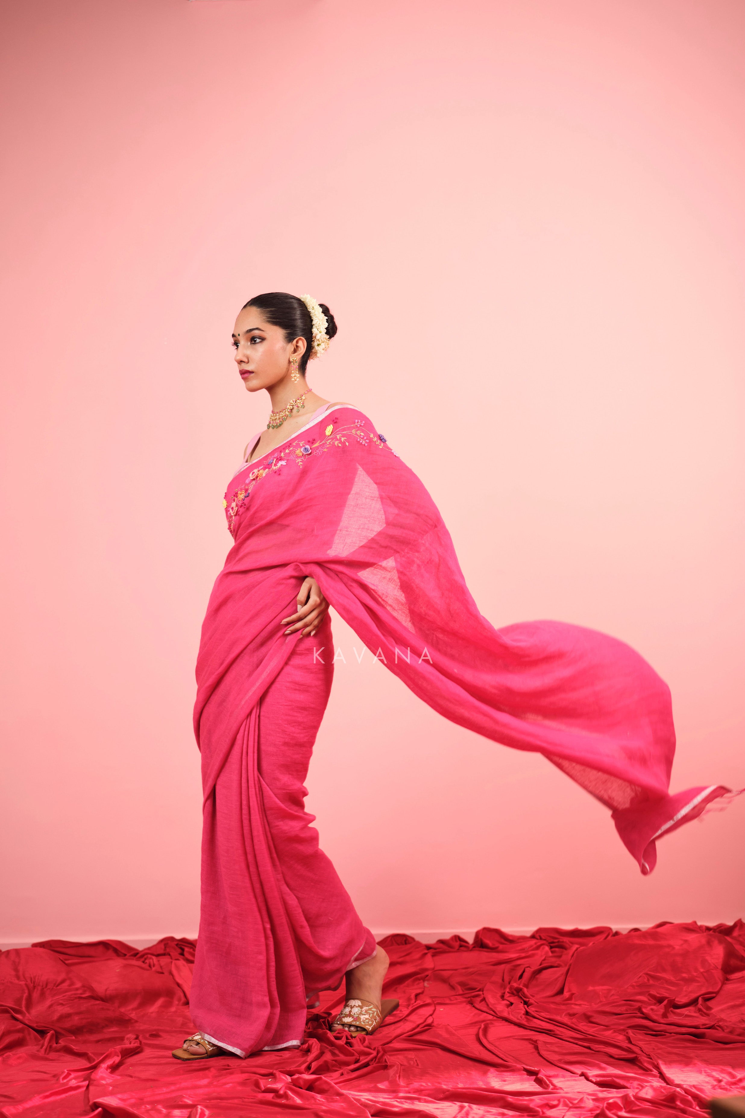 Ravya Linen Sari