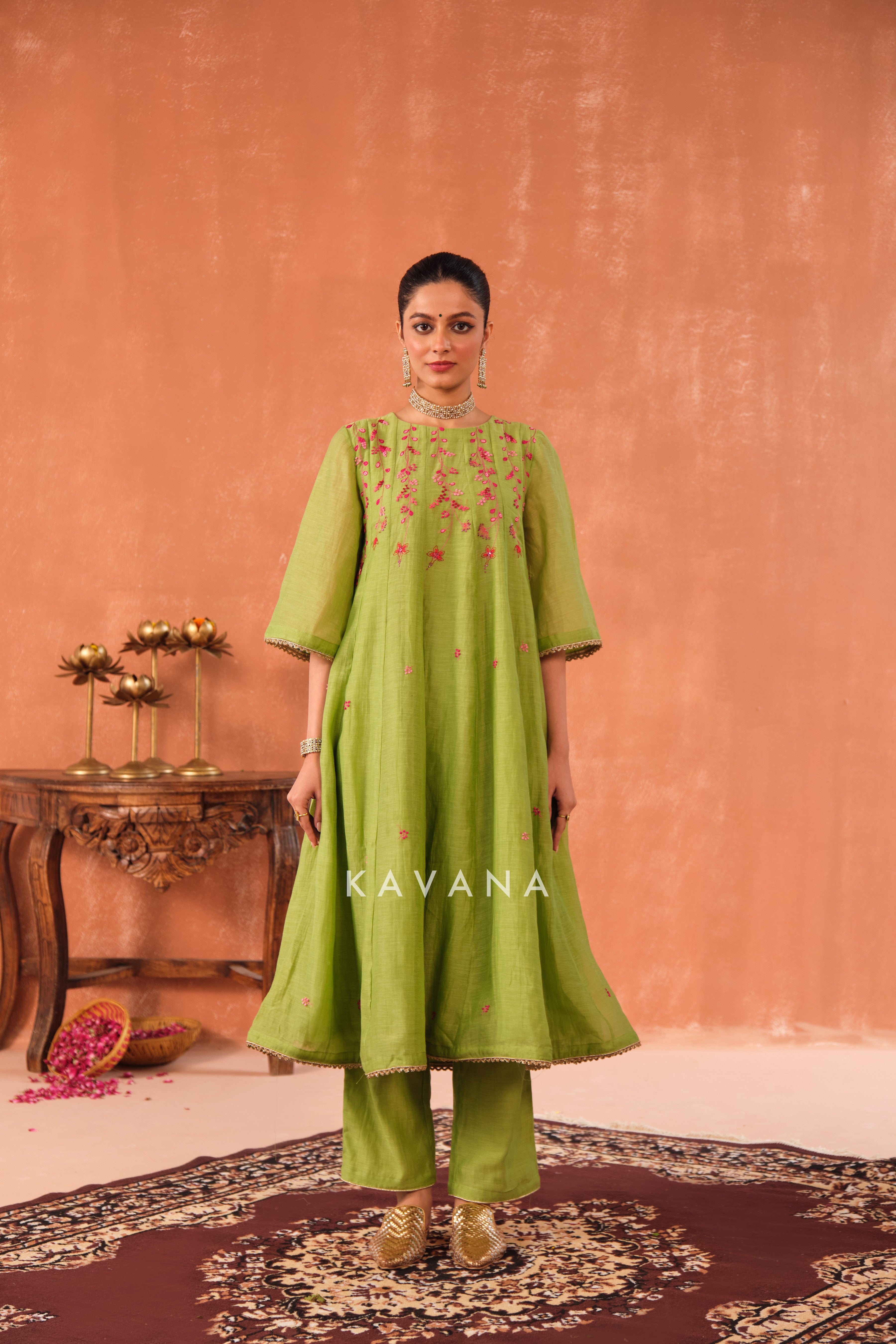 Vrinda Chanderi Kurta Set