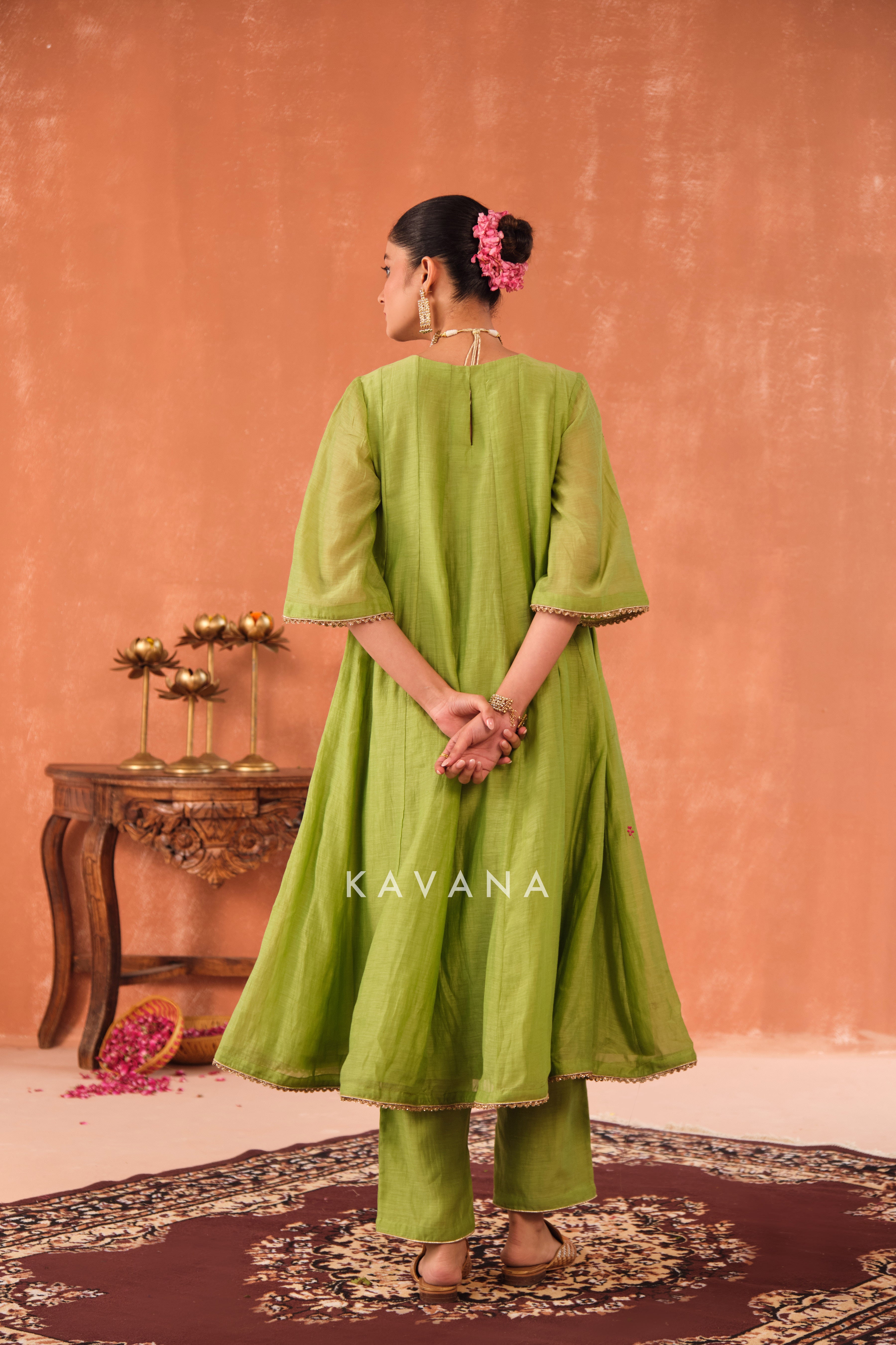 Vrinda Chanderi Kurta Set