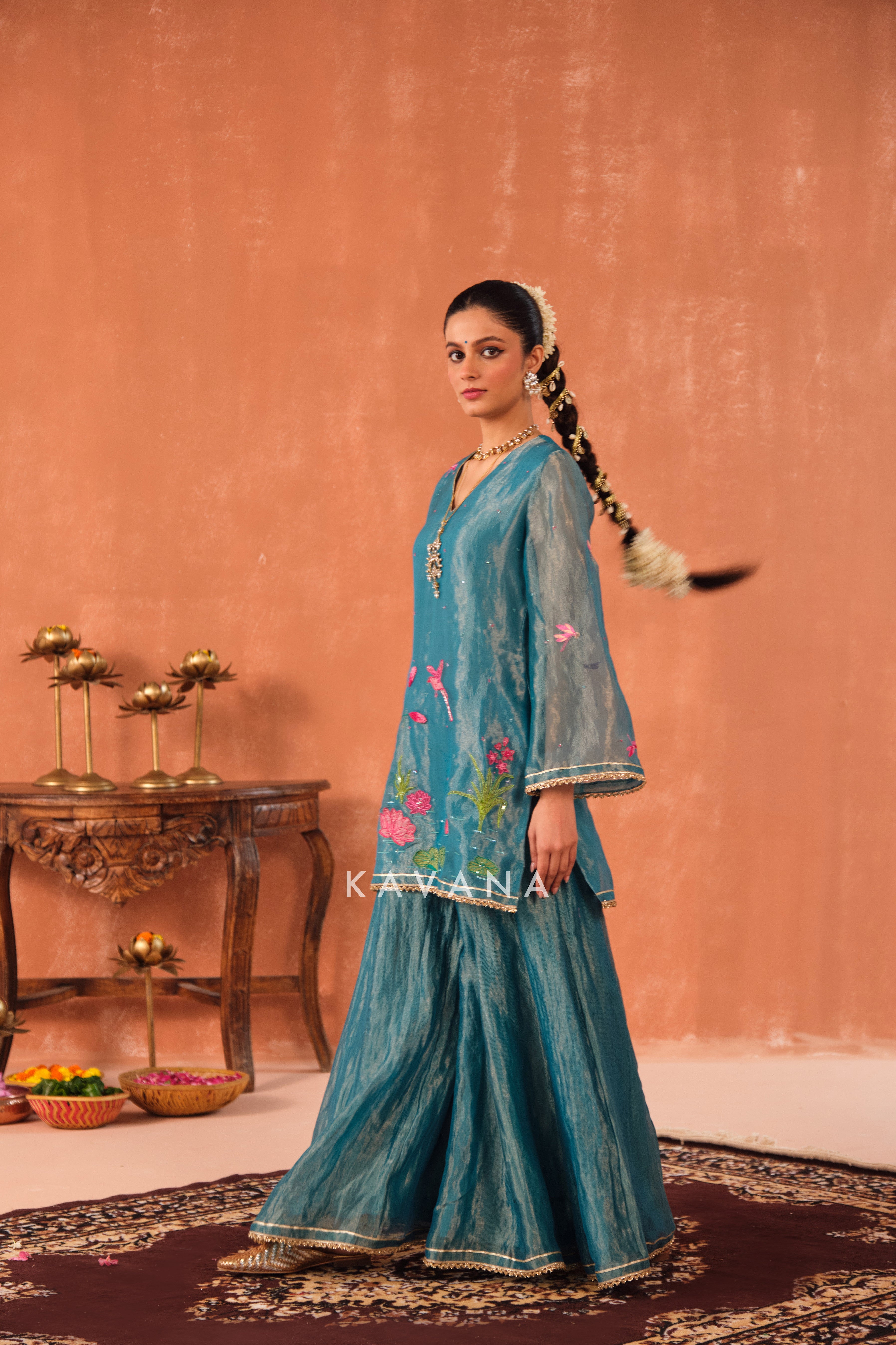 Neelika Silk Tissue Kurta Set
