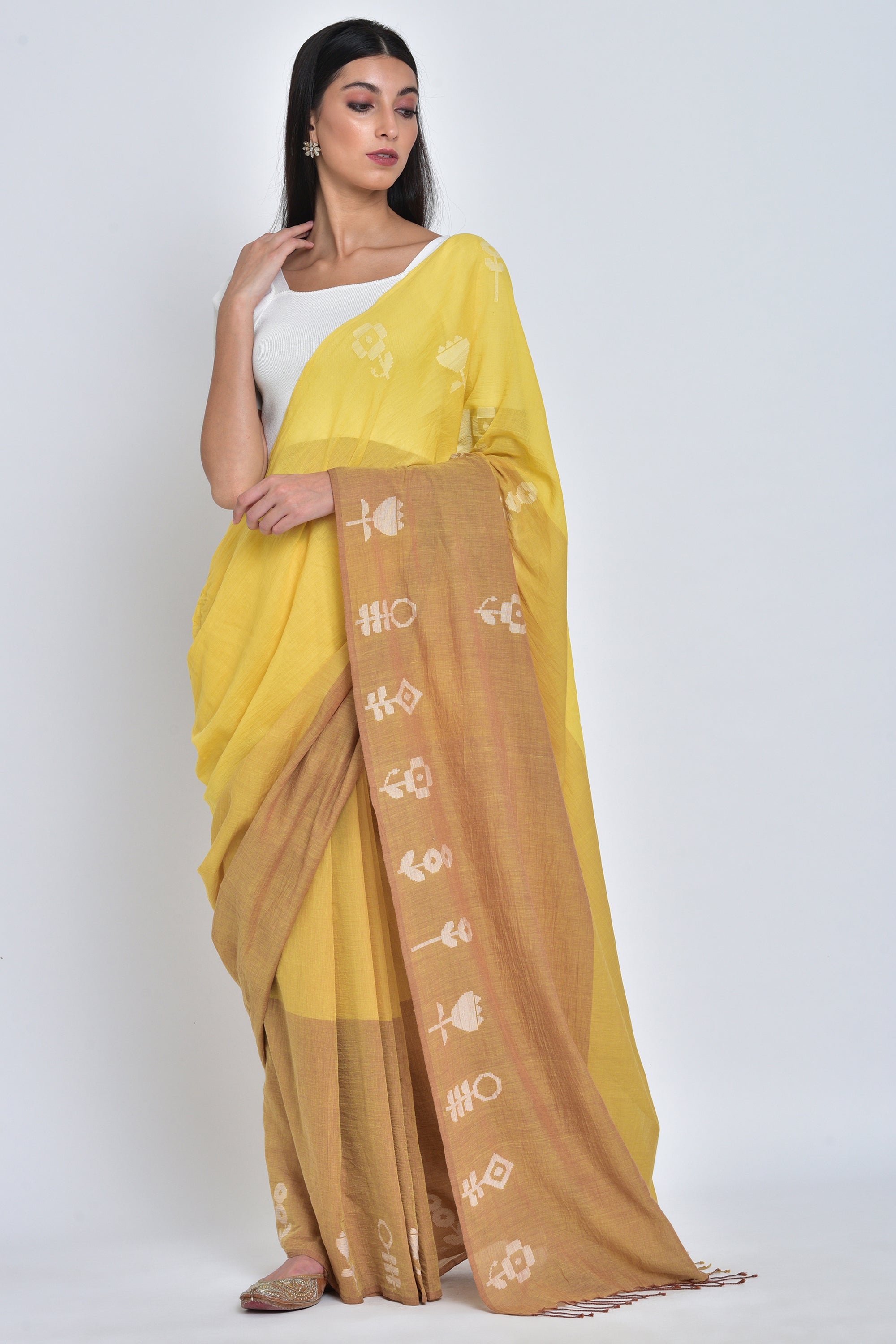 Aarya I Handwoven Jamdani Organic Cotton Sari - kavana.in