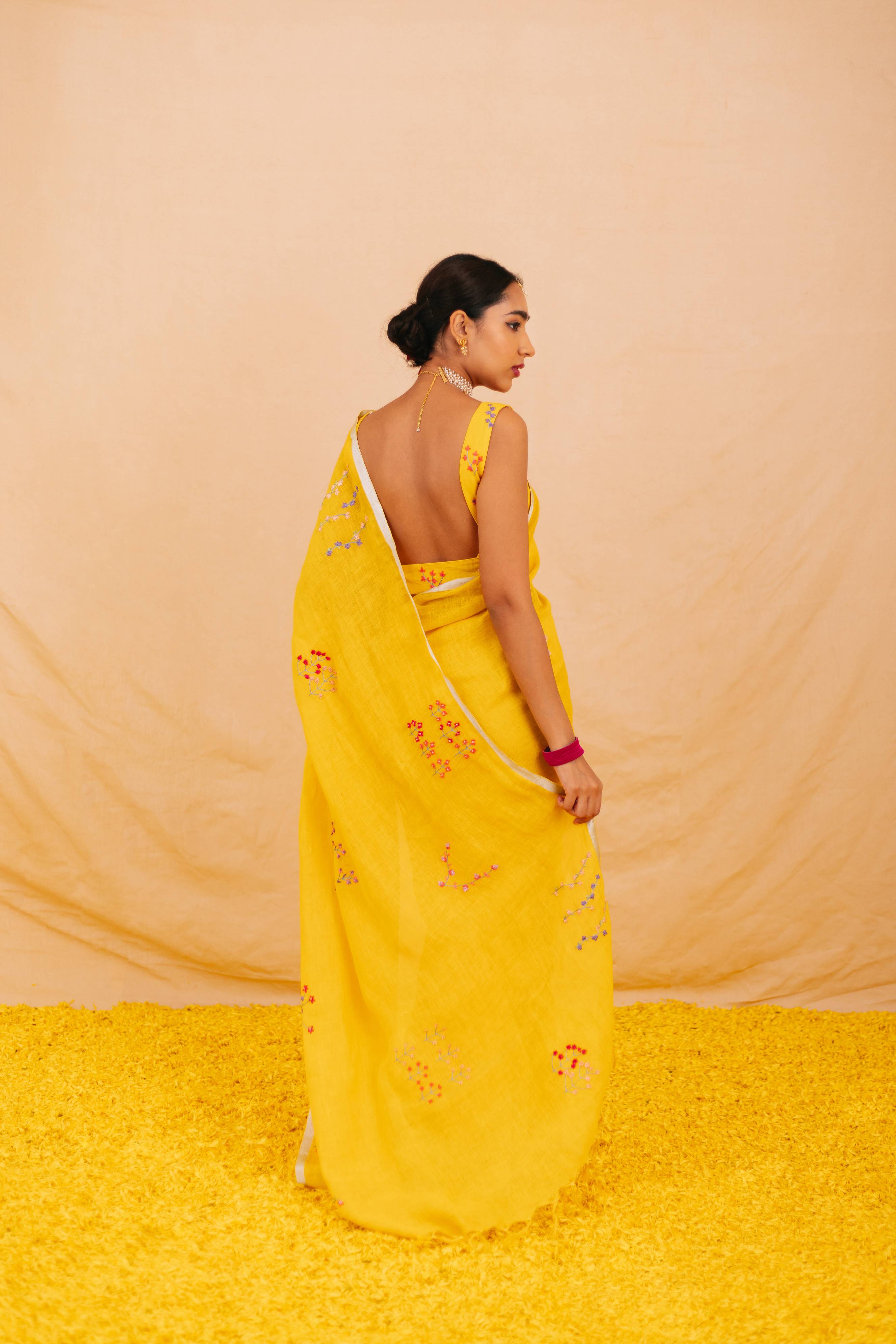 Gauri Linen Sari